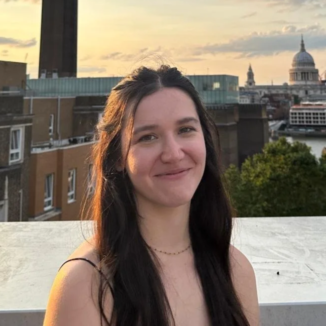 Jessica Evans, designer