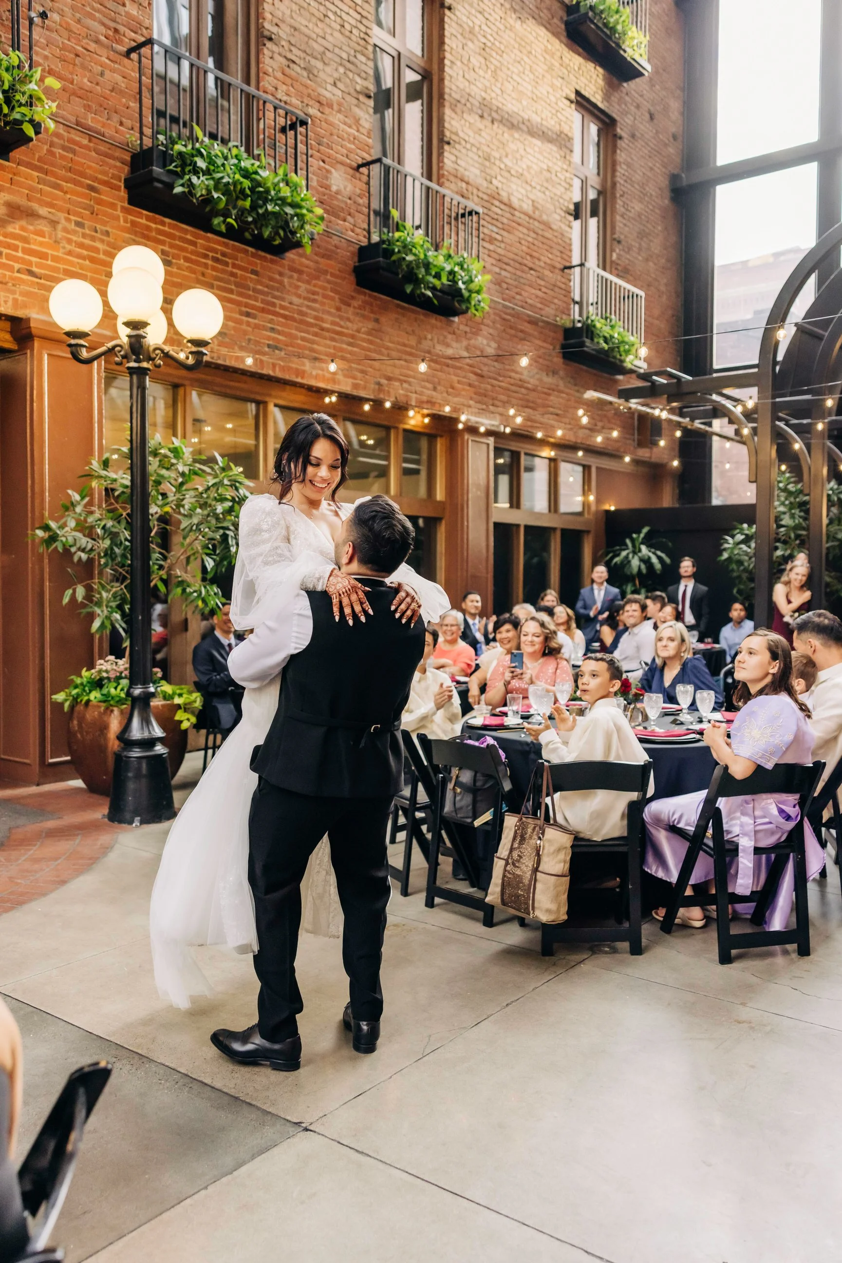 M+D-Day 2-First Dance-33.jpg