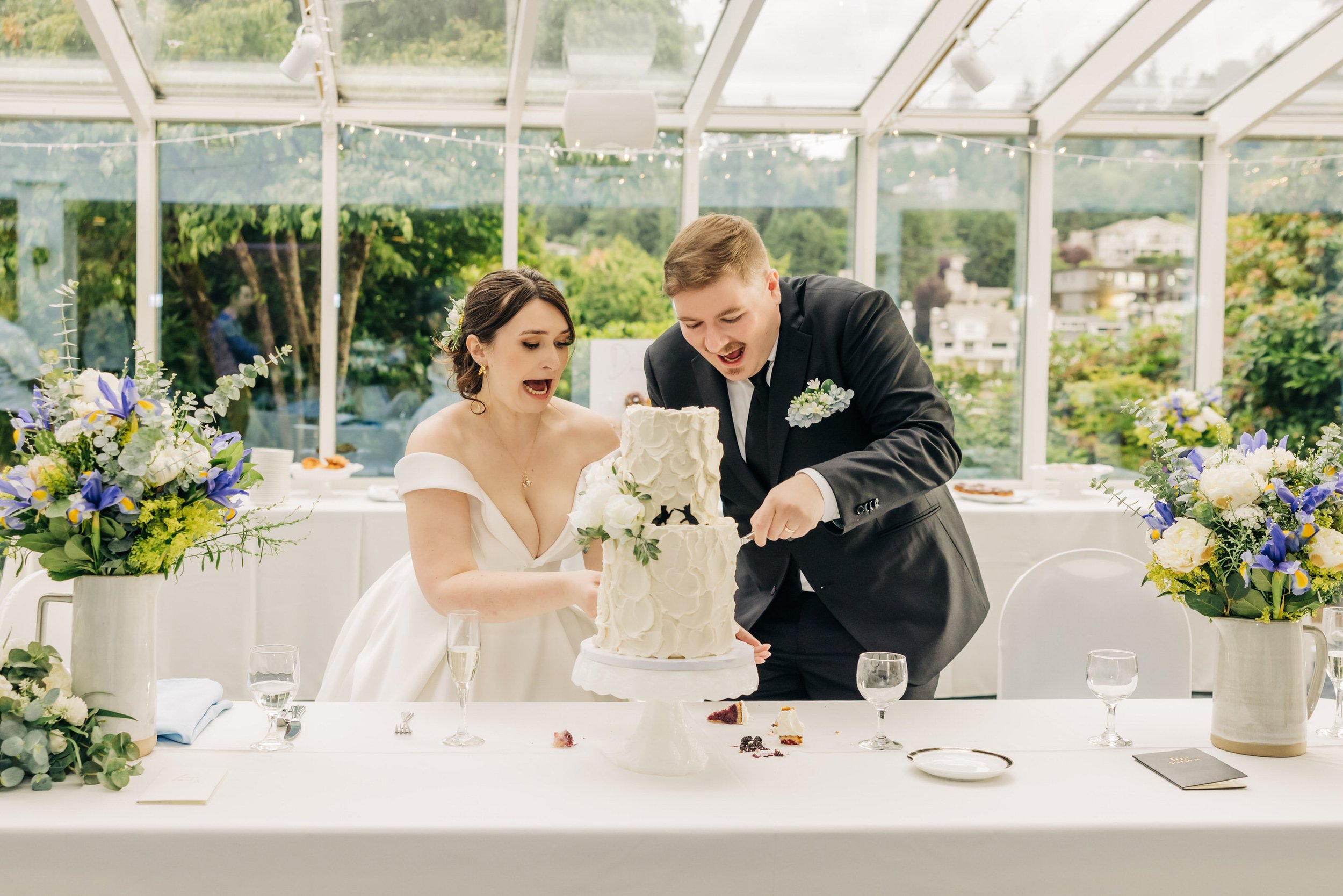Cake cutting at Meydenbaur Yacht Club