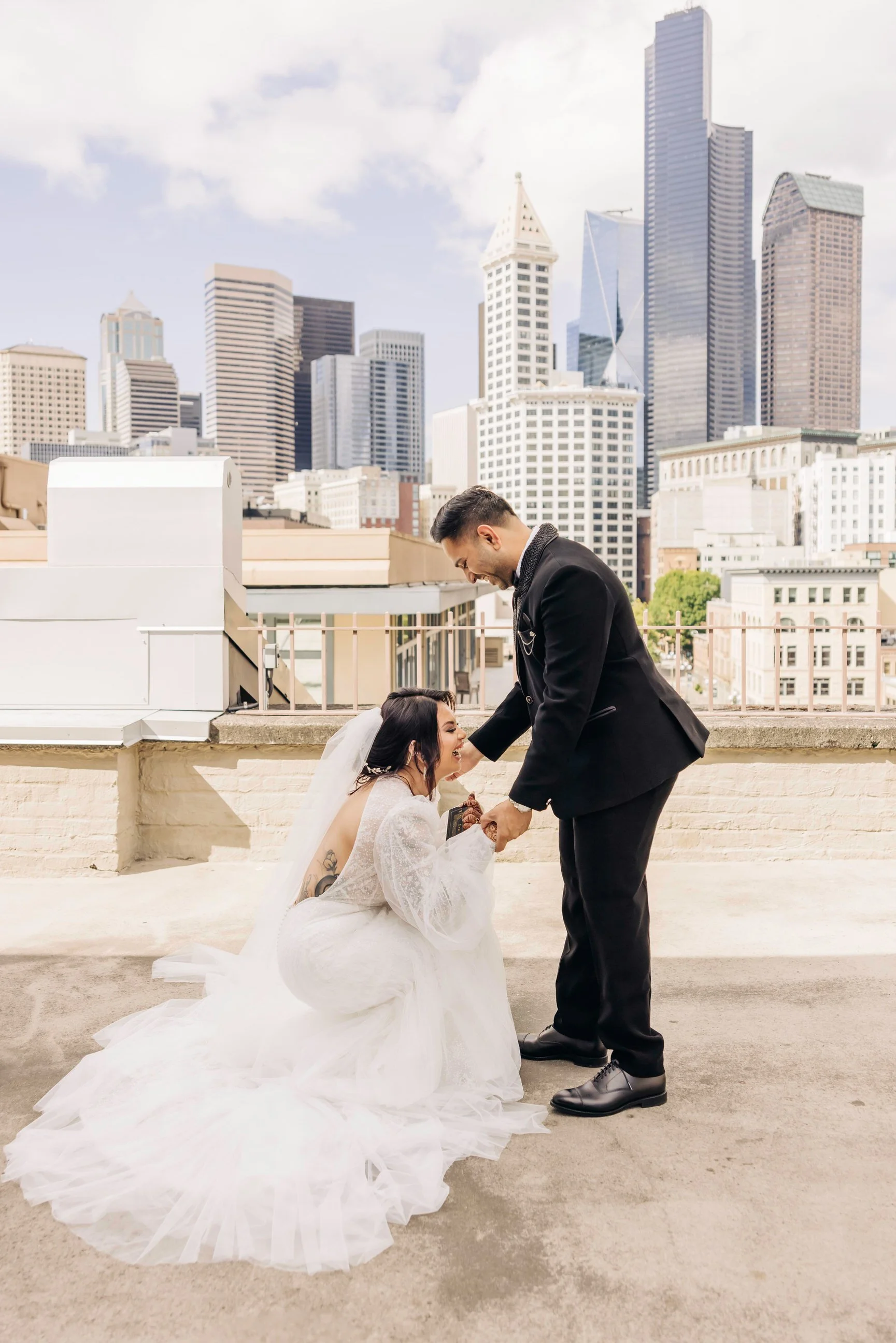 Rooftop Private vows in Seattle at Court in the Square.