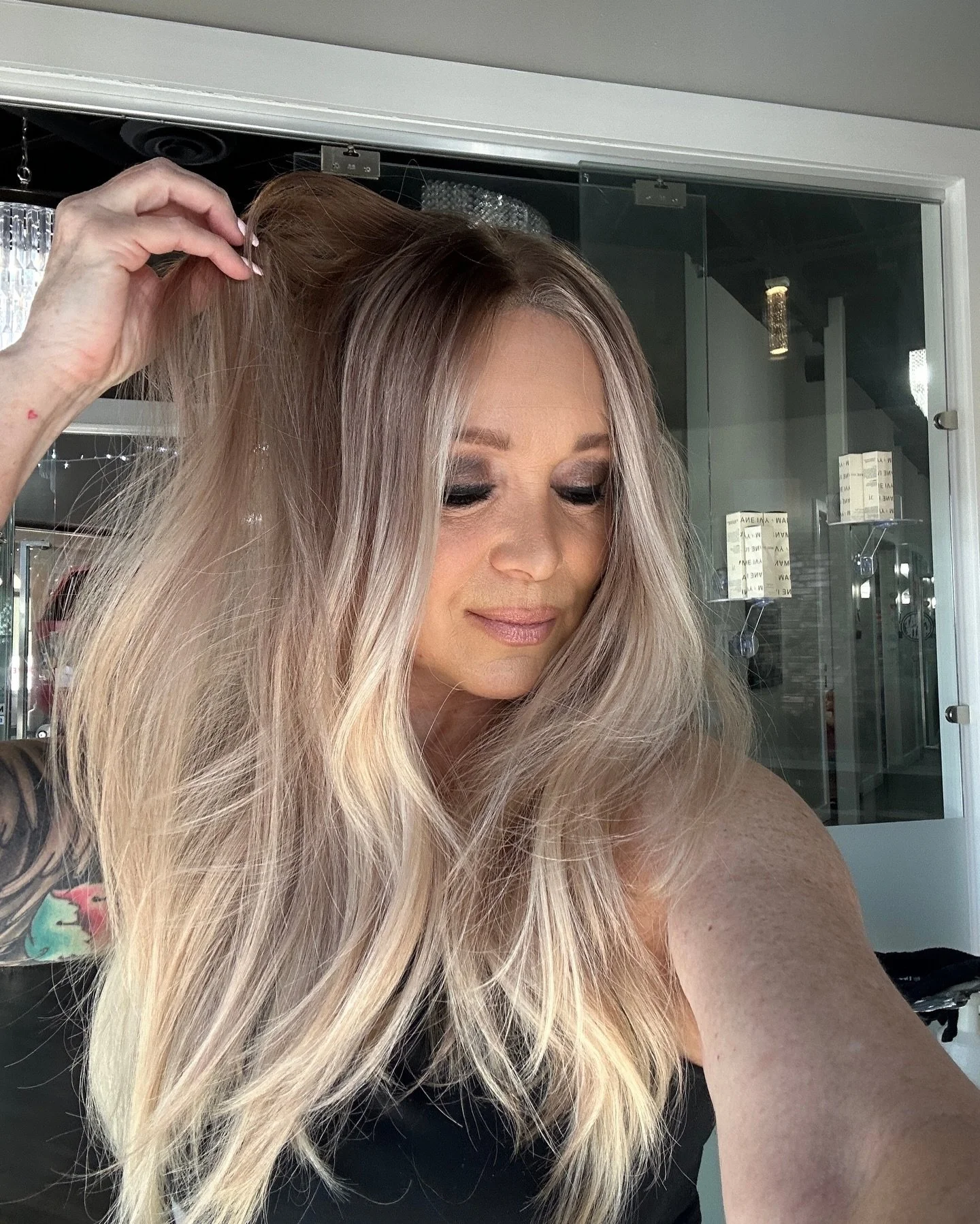 Golden Hour Ros&eacute;  the Strands and Fireflies wig edition ✨🩷🩷🩷🩷

You like this new color ?

Drop a 🩷

#wigforsale #valentinesday