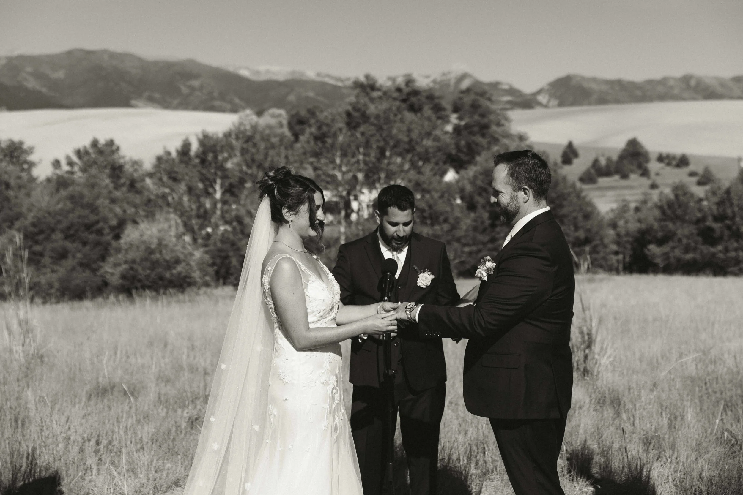 Montana-Destination-Documentary-Wedding-Photographer-1106.jpg