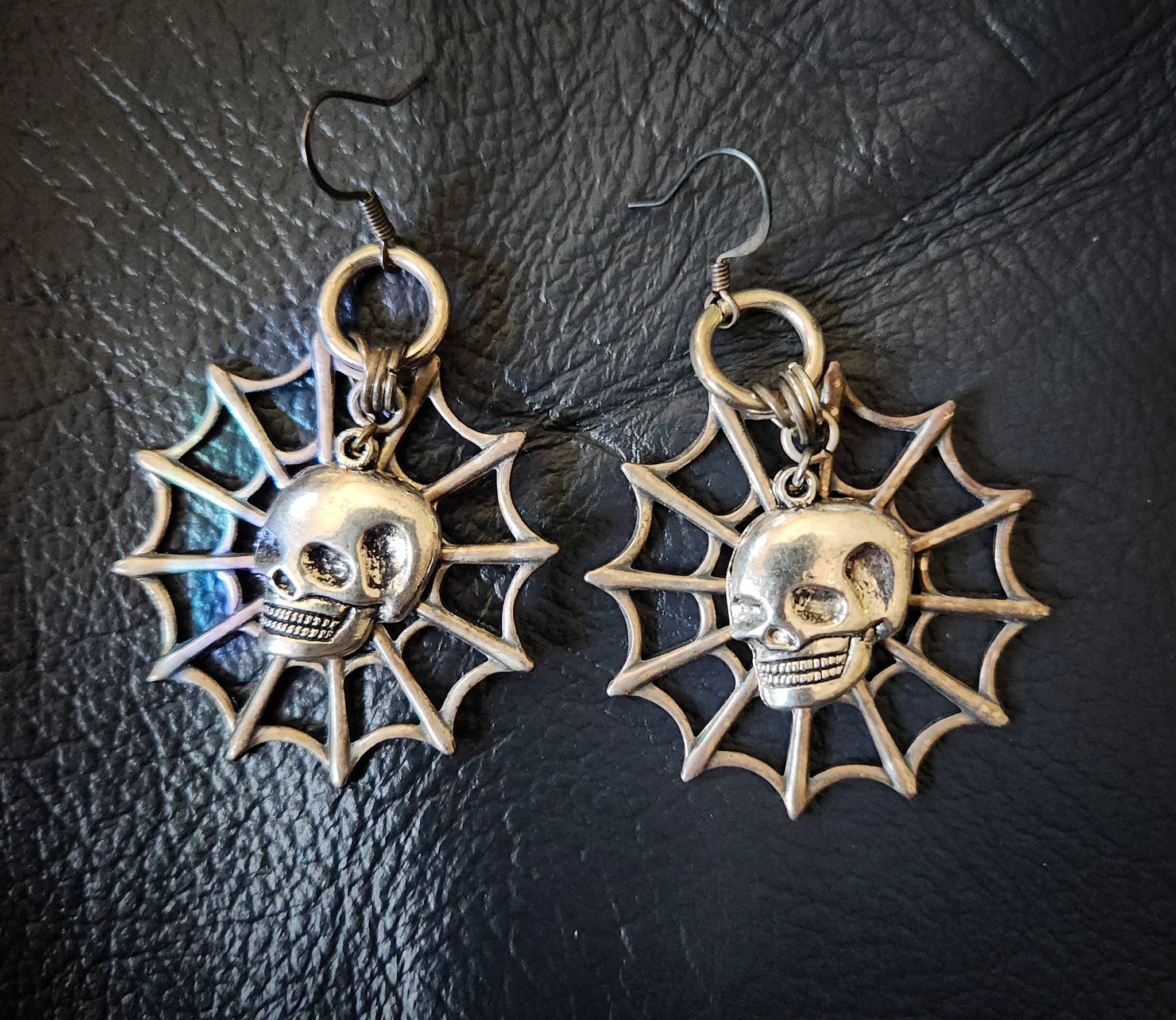 Twisted Web : Earrings