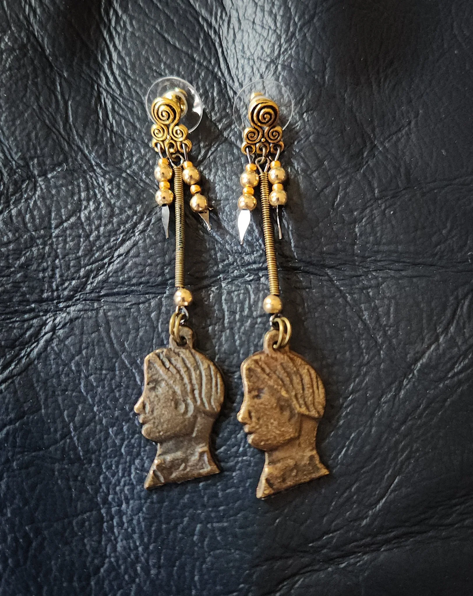 Headed Your Way : Earrings