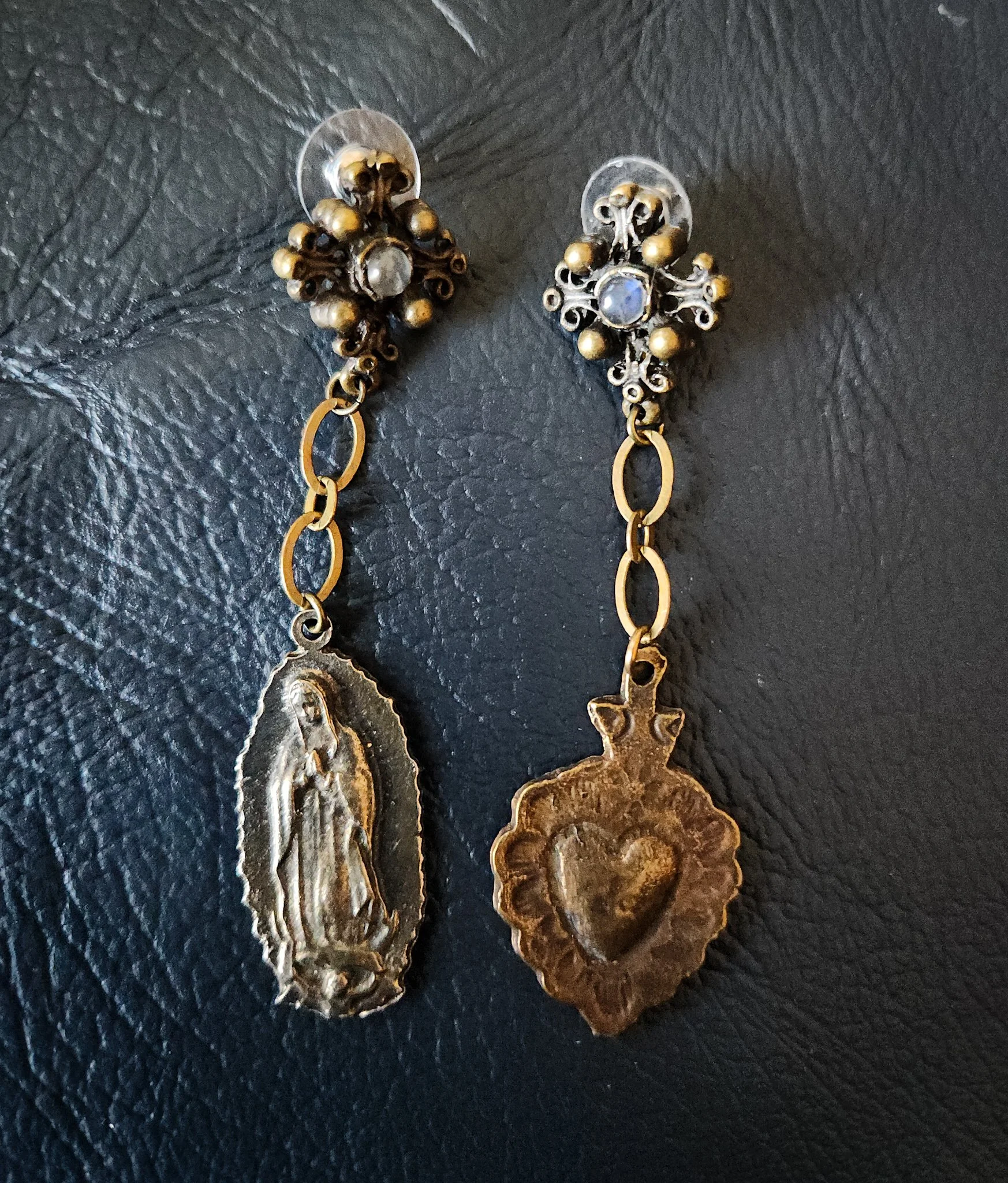 Queen Of Heaven : Earrings