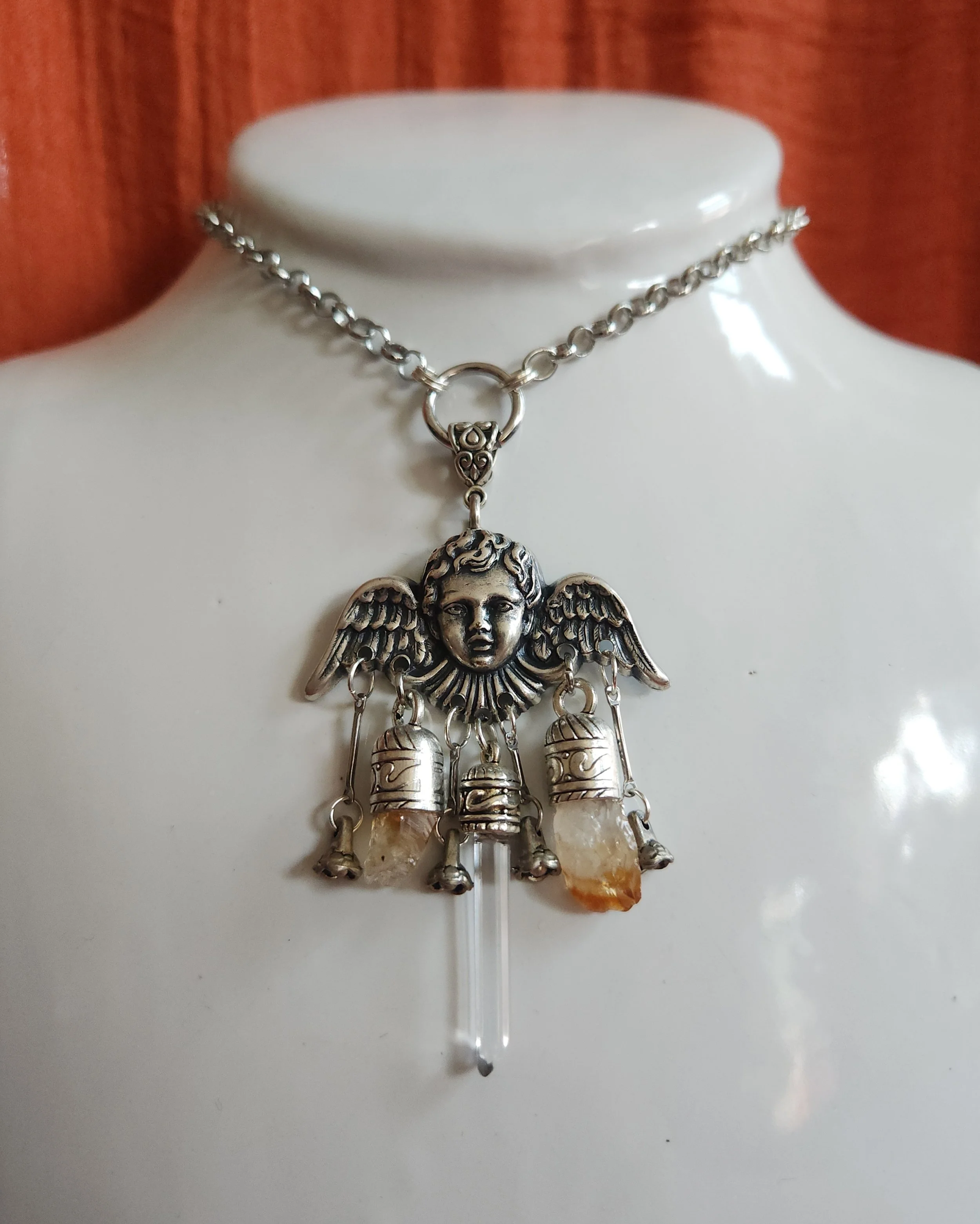 Guardian Angel : Necklace