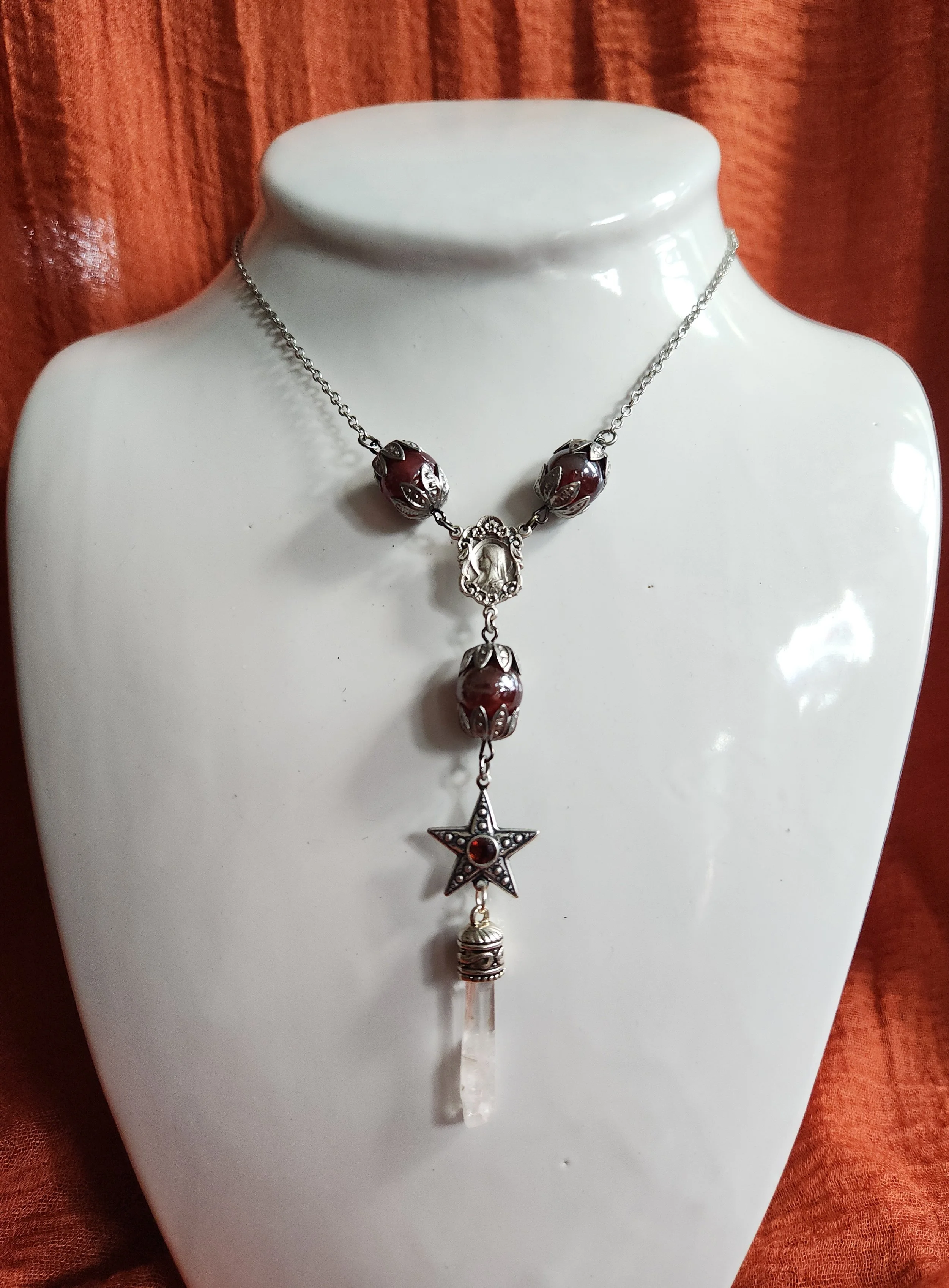 Sanguine Addiction : Necklace