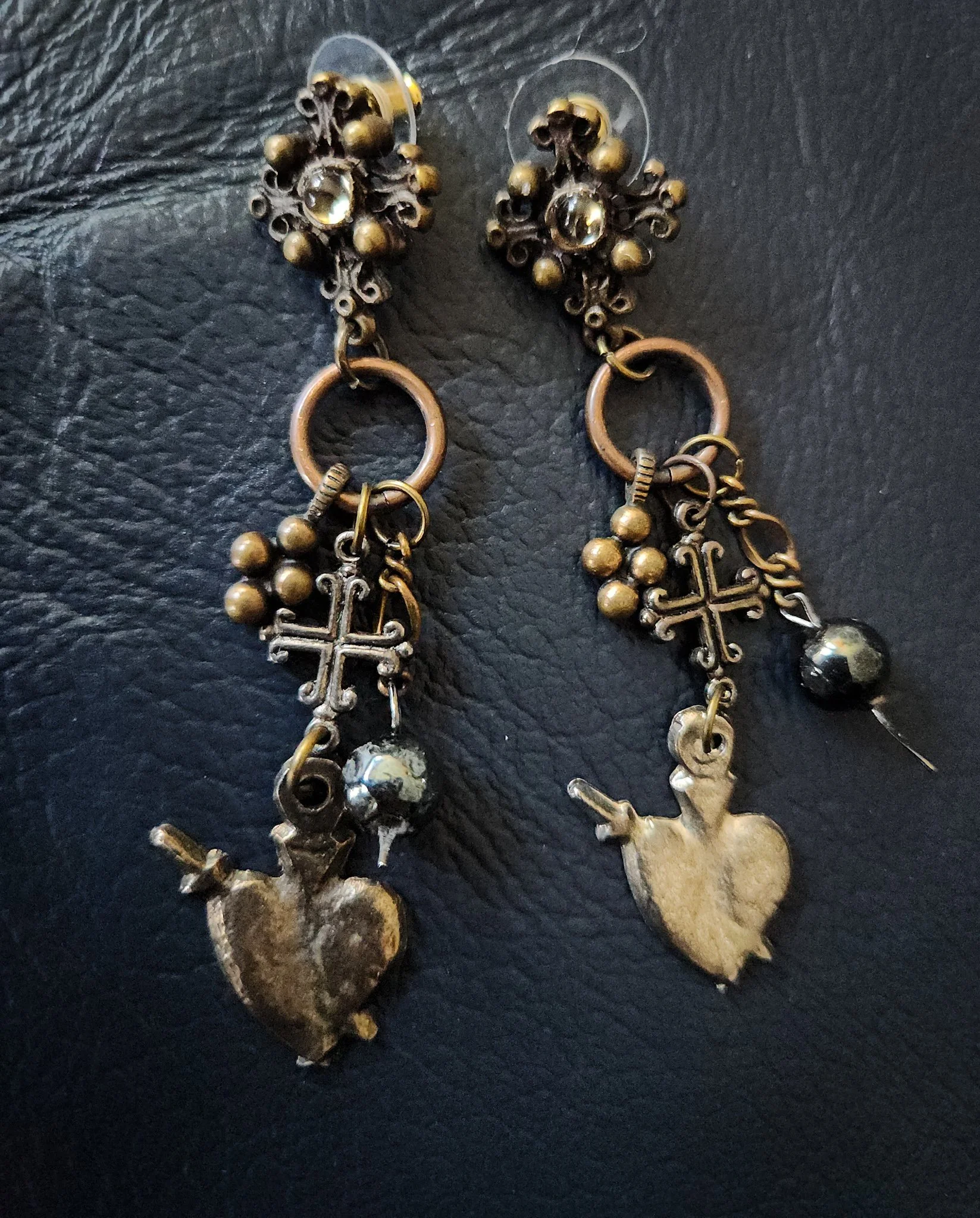 Lurking In The Churchyard : Earrings