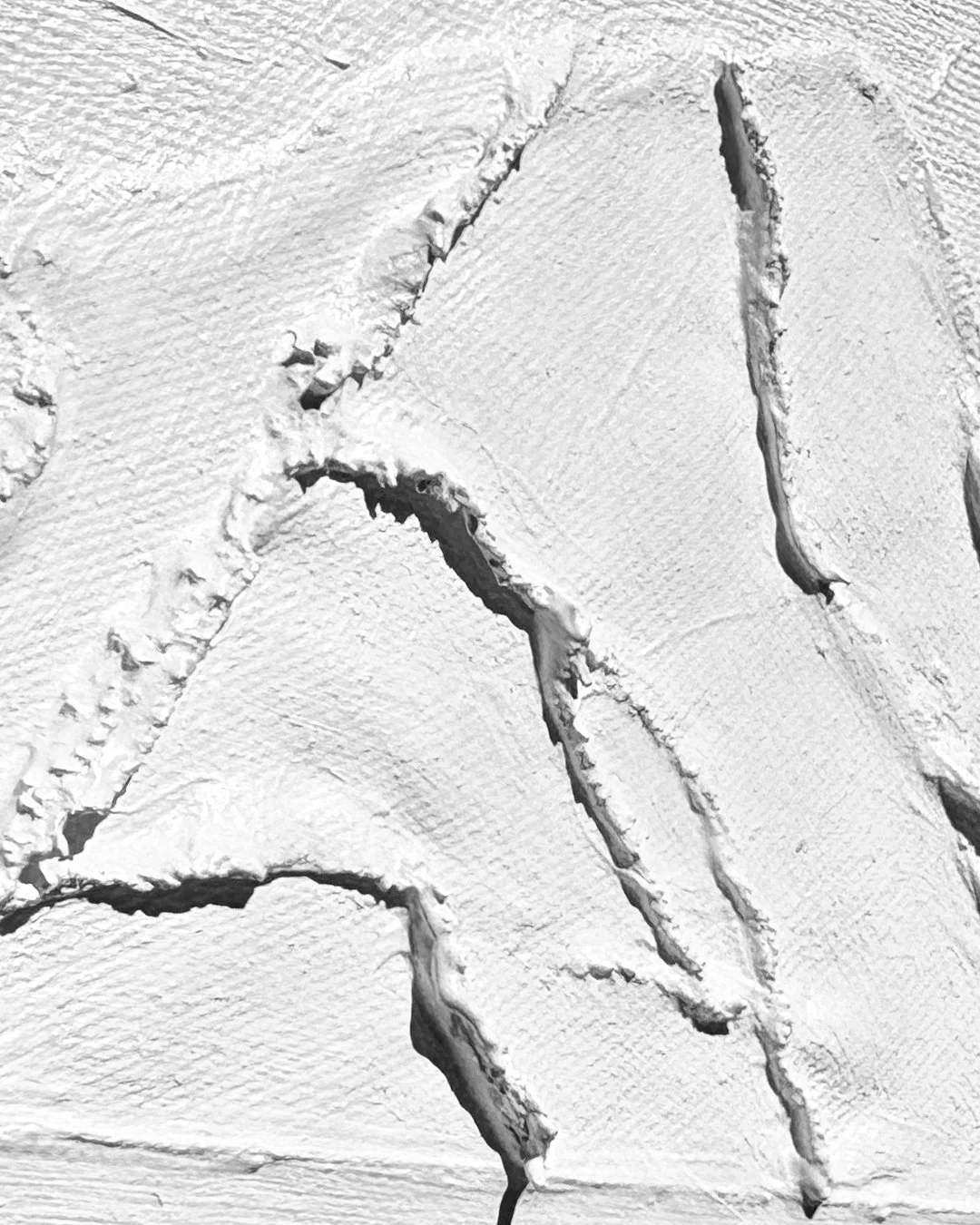 Lafóa Studio - White textile art painted with acrylic paint.