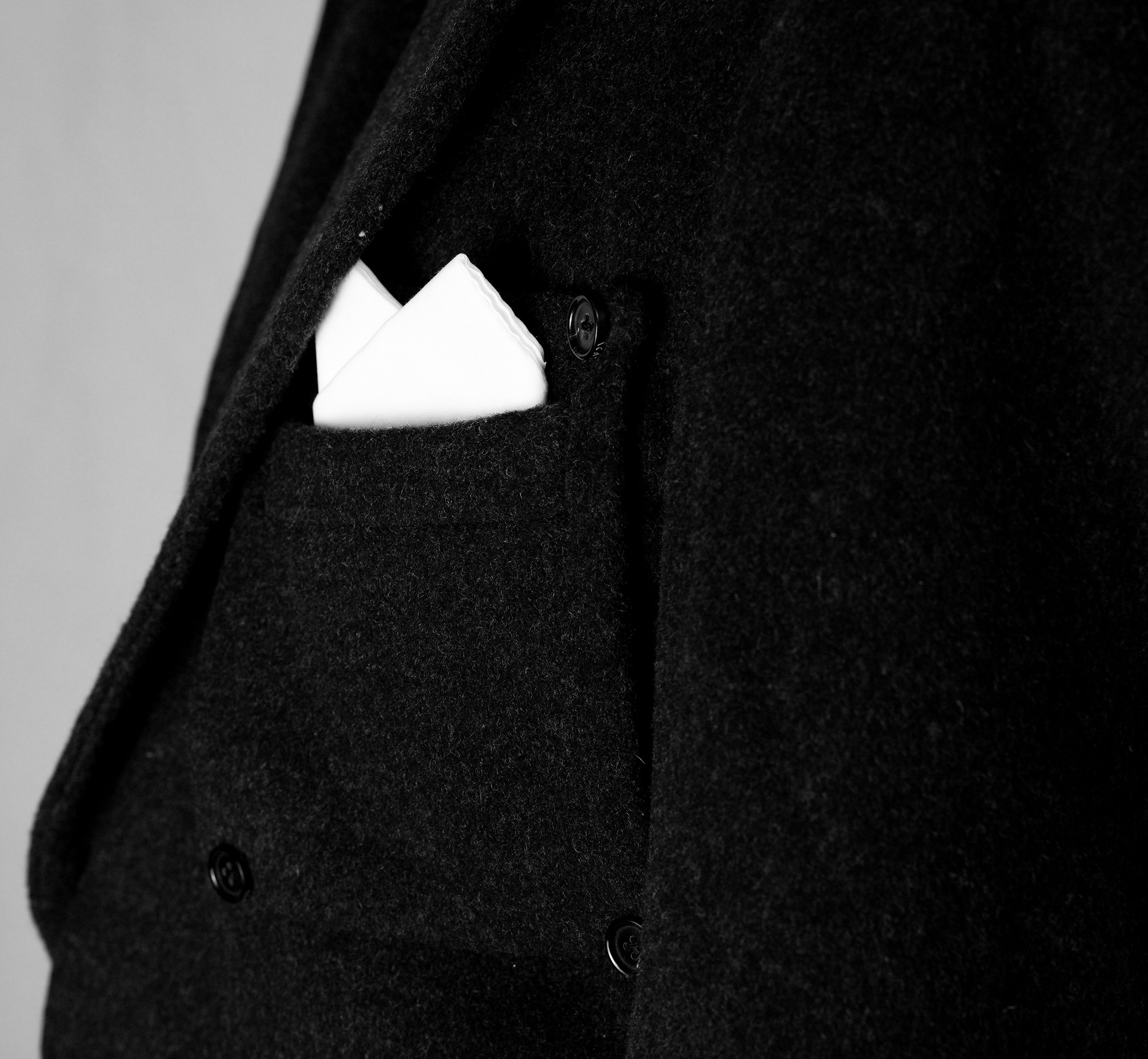 Lafóa Studio - Tra O'Mast & Bespoke - Details of a handcrafted tailored jacket - breast pocket