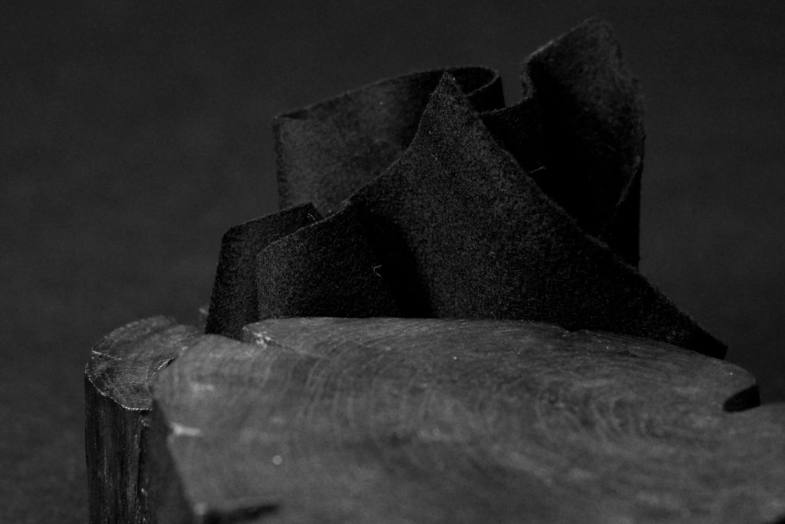 Lafóa Studio - wool fabric scraps - cabbage