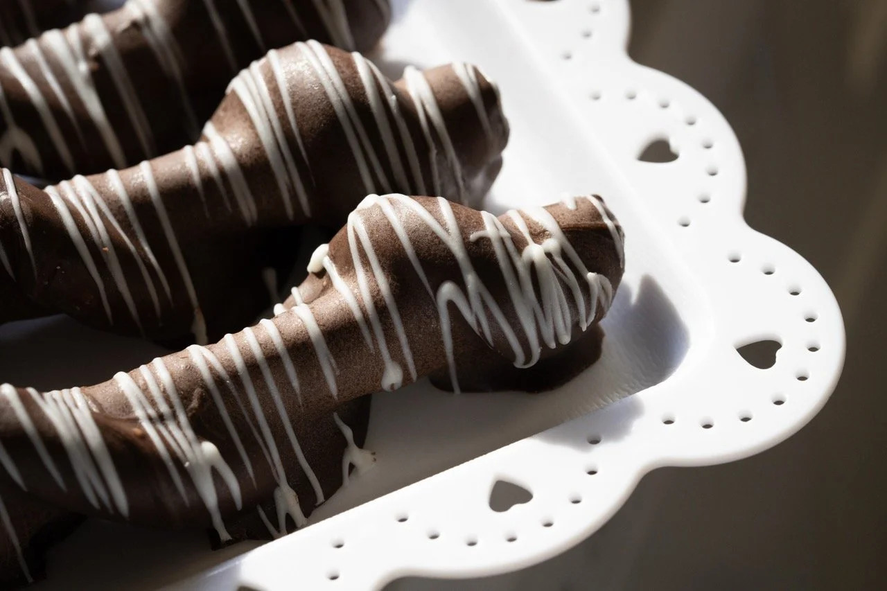 Chocolate Caramel Covered Pretzels