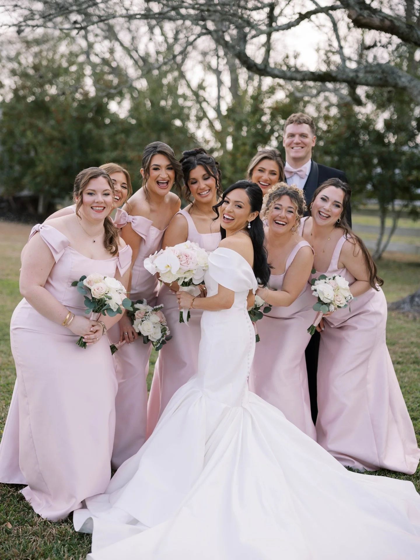 Petal Bridal ✨ Celebrating our gorgeous bride Jasmine and her beautiful bridal party on her special day!

Looking for a glam team for your big day? We&rsquo;ve got you covered. Petal Salon specializes in all hair and makeup styles to help you feel yo