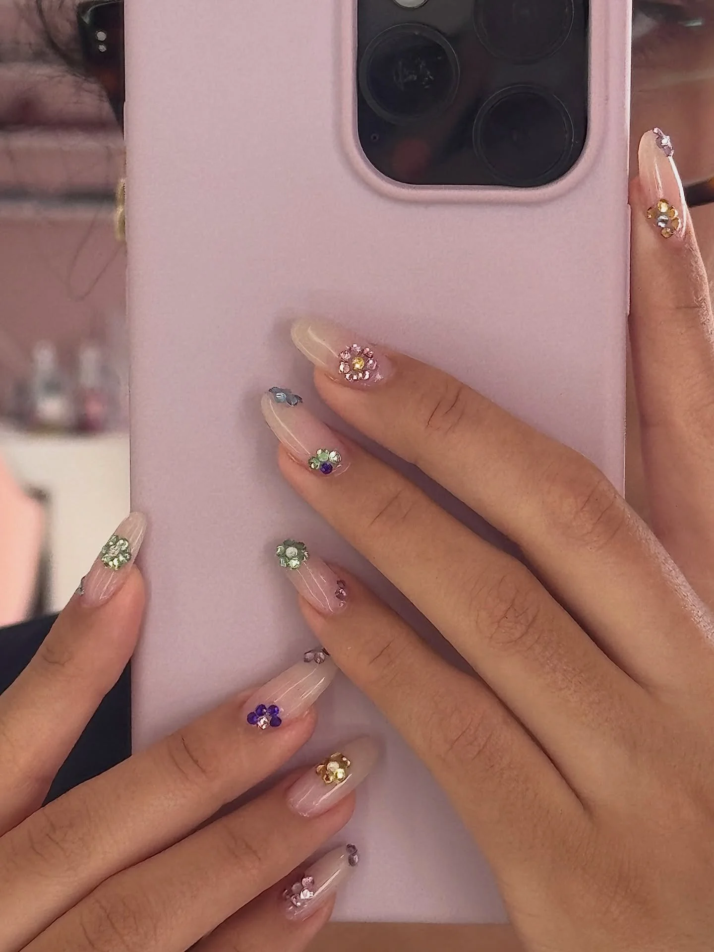 Your sign to book that NEW set 🌸💖 We&rsquo;re available this week from 10&ndash;6pm. Book online or call 504-354-1477📞☎️

#nolanailtech⚜️ #nolanailsalon #neworleans