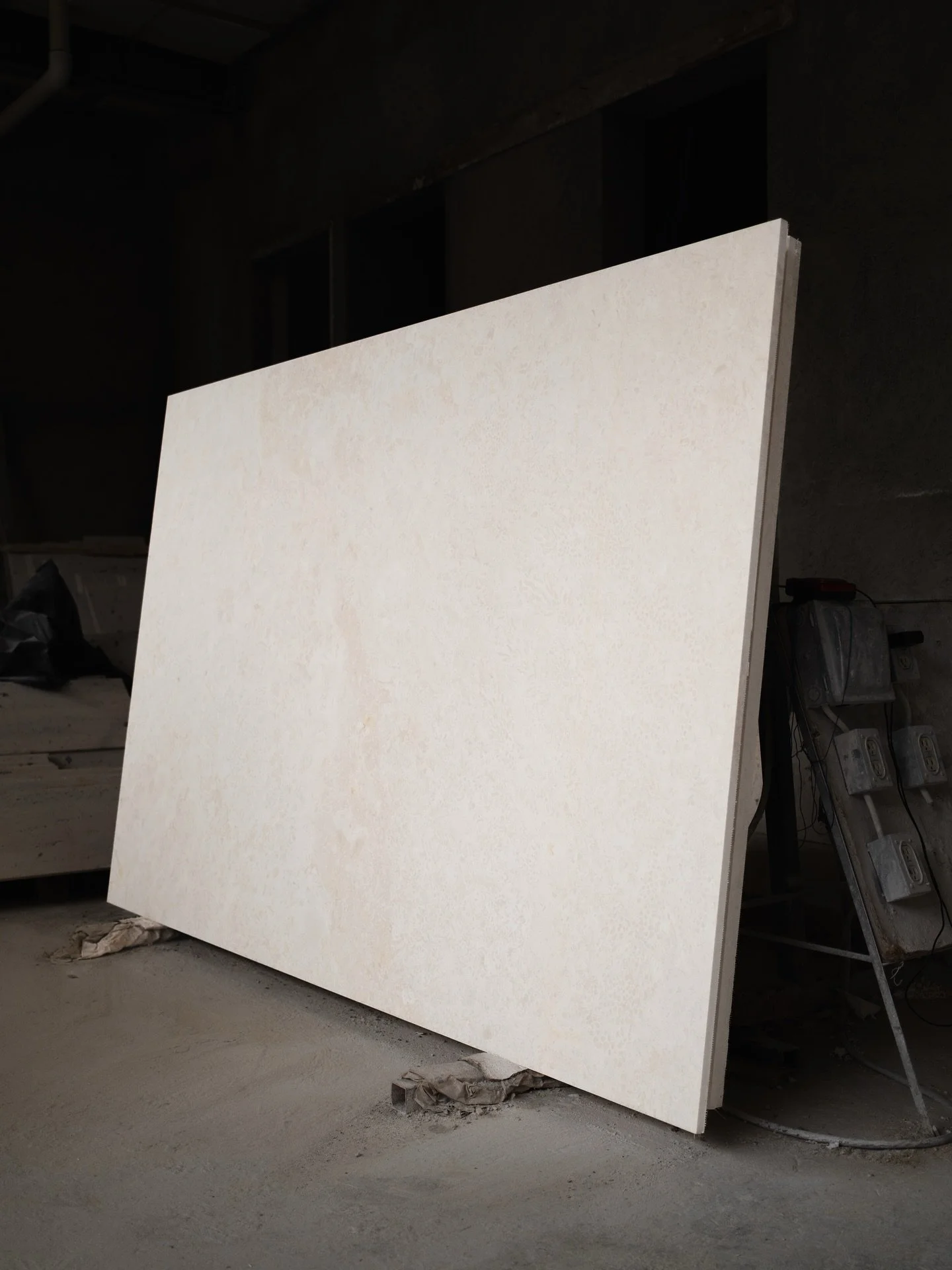 DUNE |  BEIGE 
.
.
.
.
.
.
M A Y A