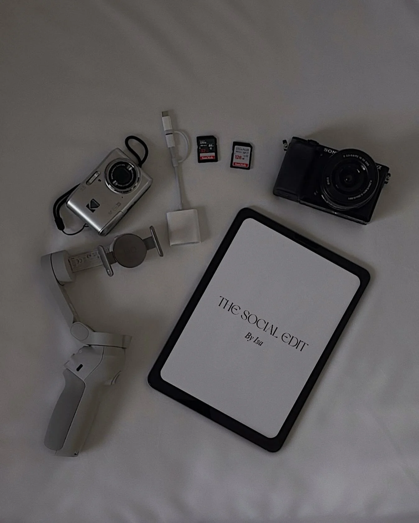 Capturing the moments you&rsquo;ll want to relive forever✨Let&rsquo;s make magic happen🤍 
Have any questions? Feel free to reach out to us via DM or email thesocialeditbyisa@gmail.com

#contentcreator #wedding #weddingcontent #bridalcontentcreator #