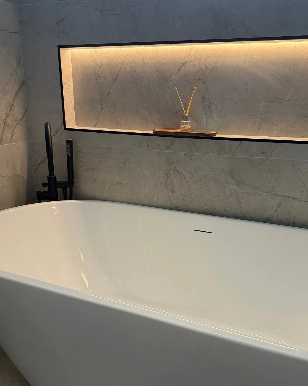 A bathroom should be more than just functional, it should feel like a space you actually want to spend time in. 🛁 

Here&rsquo;s the details from a recent renovation, designed to balance practicality with style:

- Recessed storage that keeps everyt