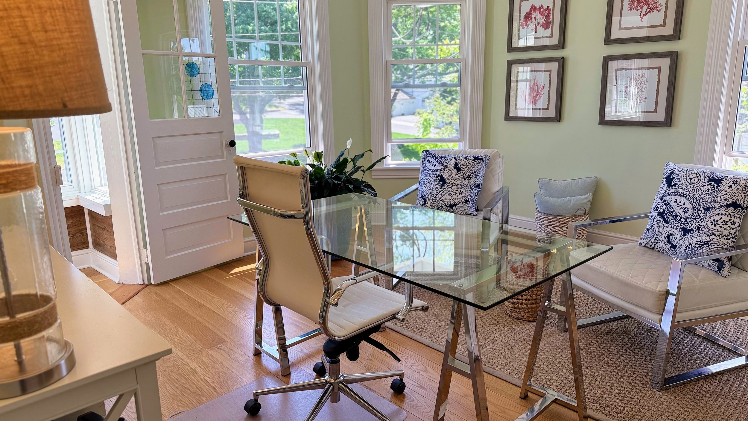 Dr. Diana Miner's Office