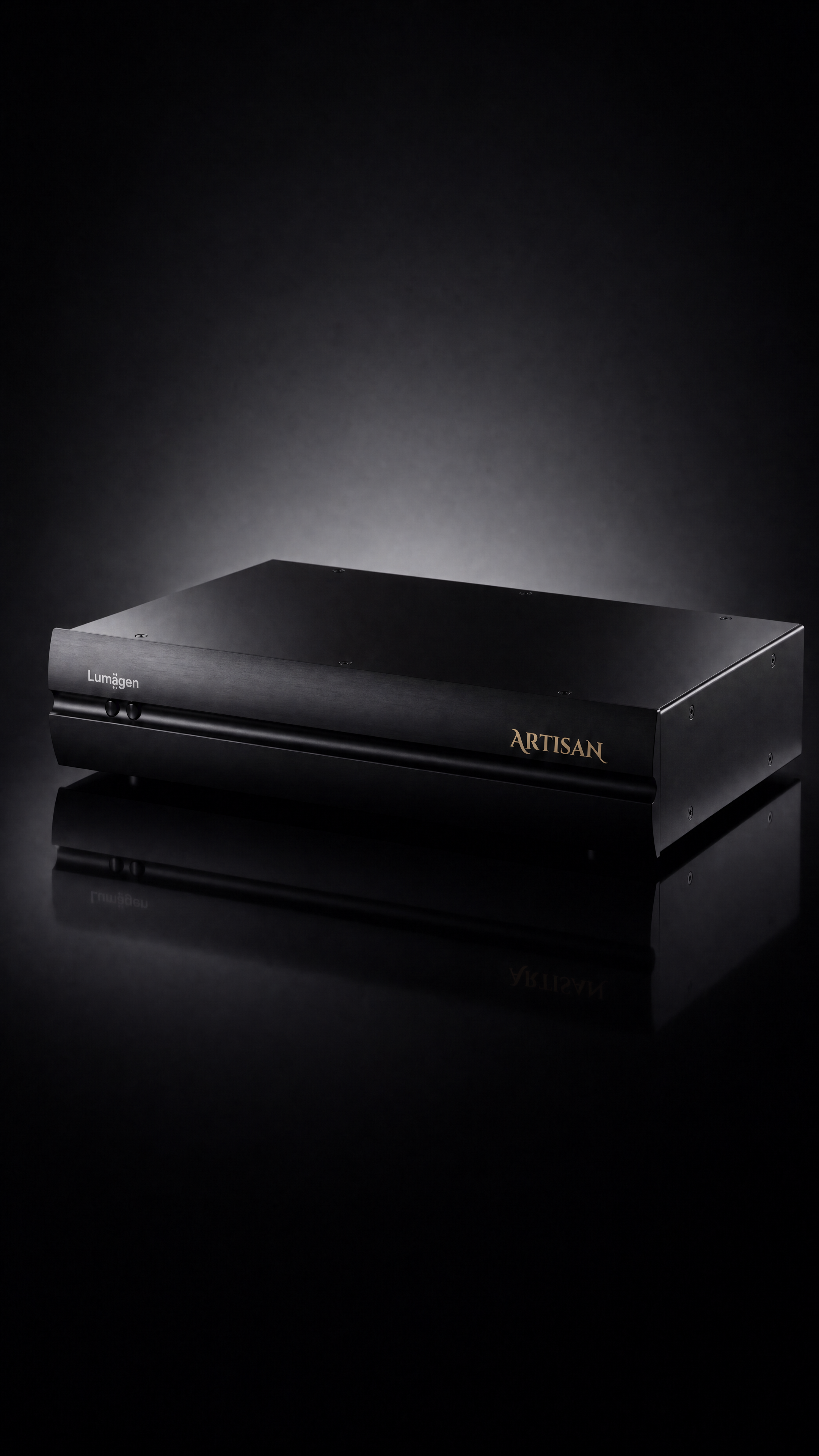 ArtisaN in studio black .png
