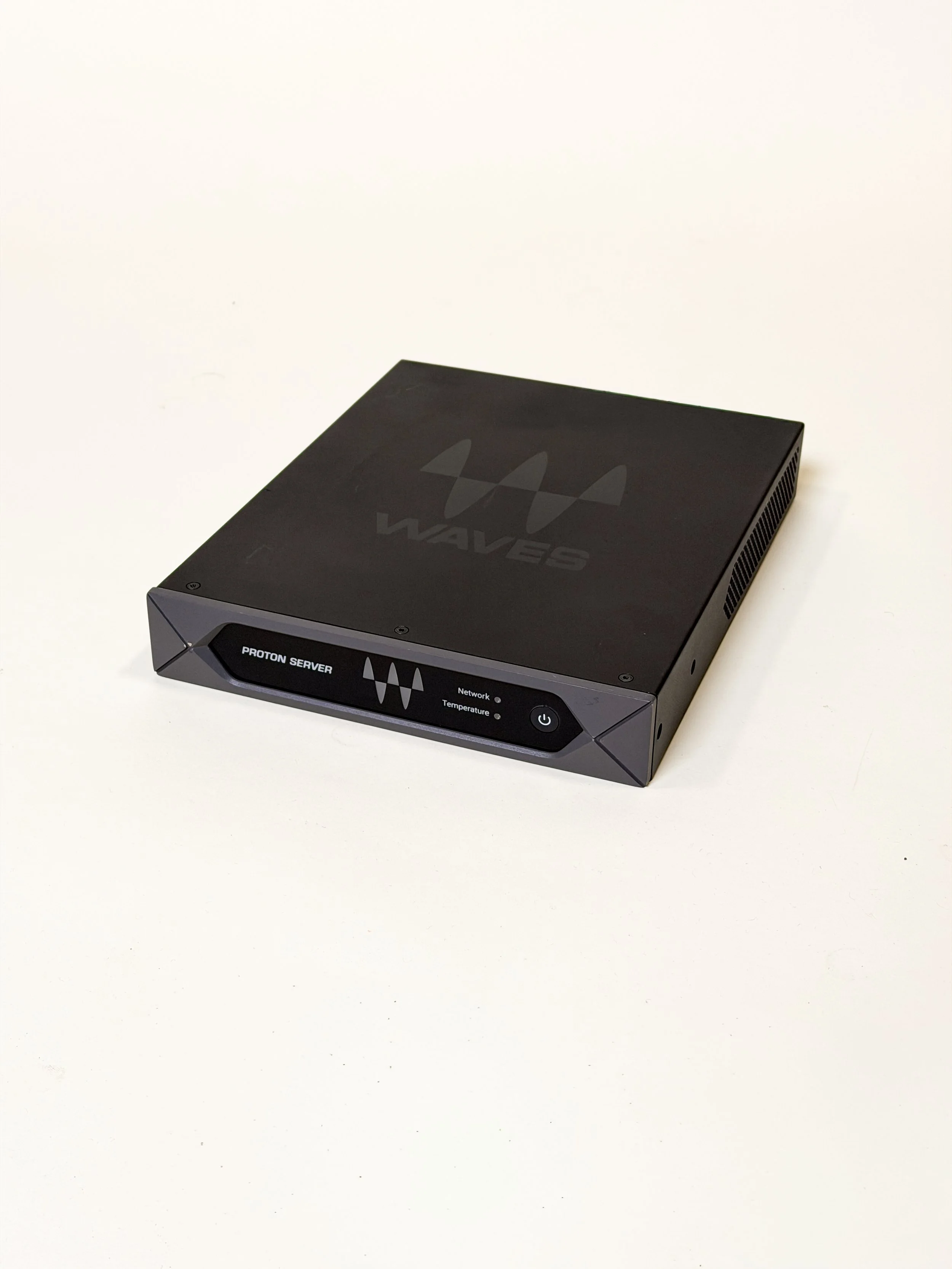 Waves Proton SoundGrid Server