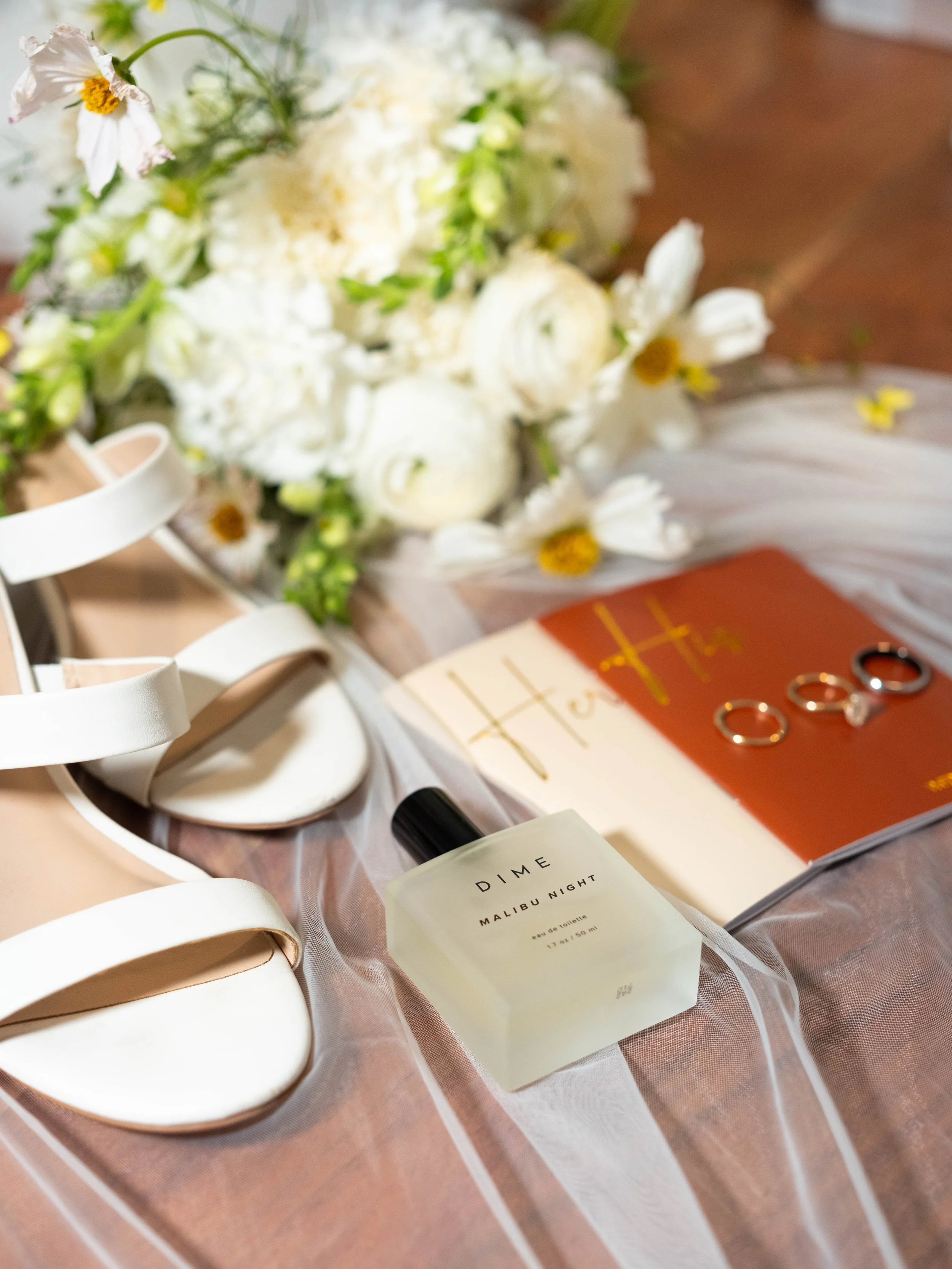 Accessories of the bride and groom on their wedding day