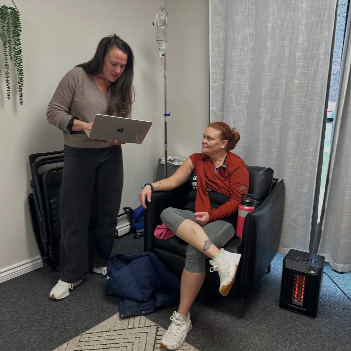 Your wellness upgrade is here 💧✨

IV and Vitamin Therapy with @sparqhealth is now open for on-demand booking&mdash;no membership needed.

Cold + flu season is here, so it&rsquo;s the perfect time to boost immunity&hellip; and stay hydrated before th