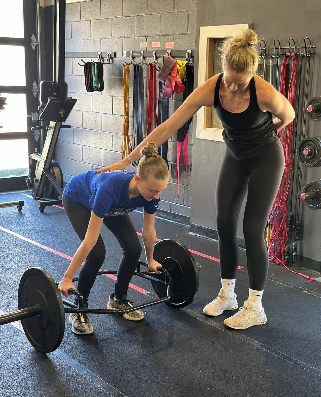 Our Girls Who Lift Winter Session kicks off January 20th! 💪✨⁠
⁠
We&rsquo;re offering two session options so it&rsquo;s easy to fit into your schedule:⁠
⁠
🗓 Tuesdays | 5:30&ndash;6:30pm⁠
🗓 Wednesdays | 6:30&ndash;7:30pm⁠
⁠
This program is designed 