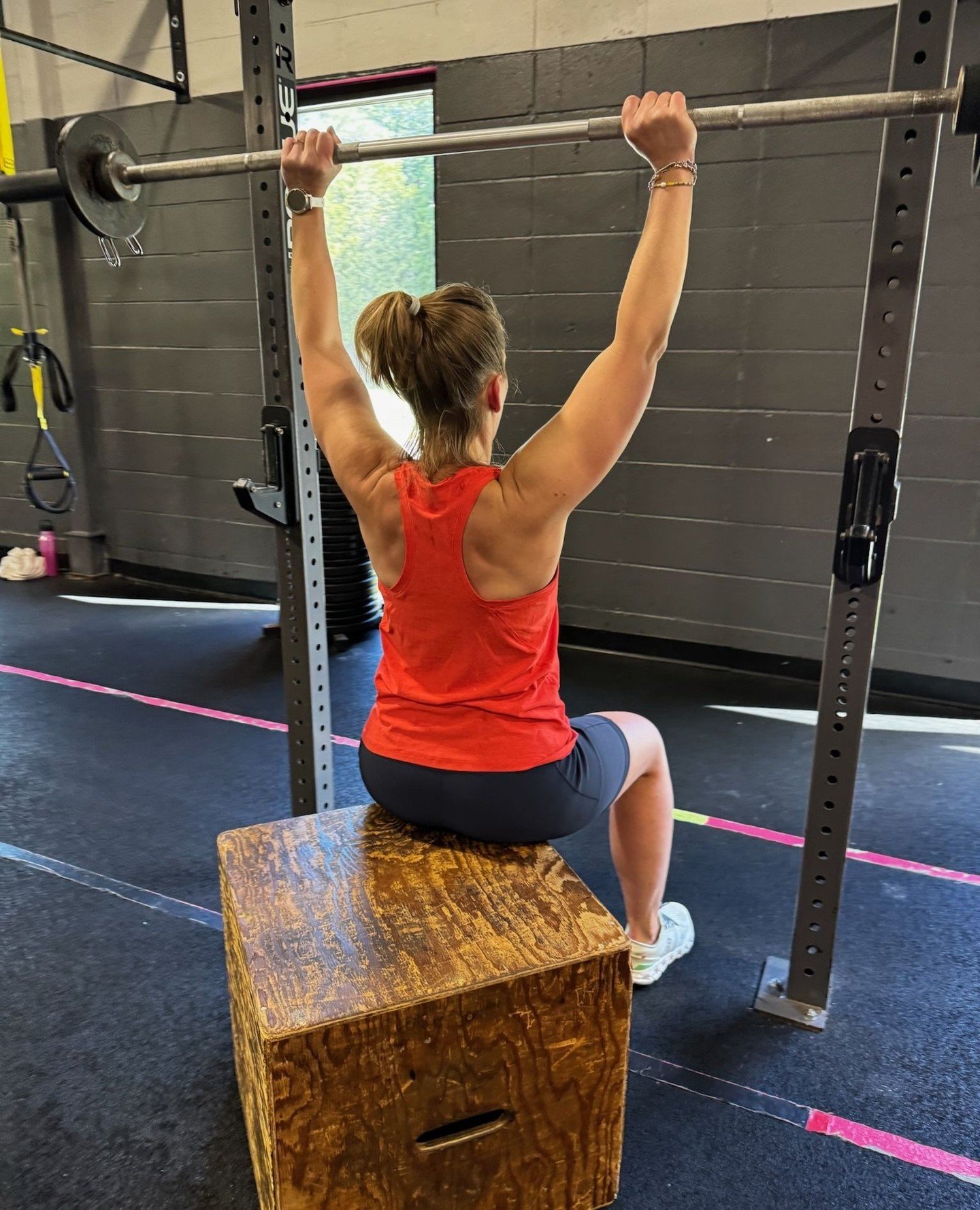 Let&rsquo;s clear this up: &ldquo;toning&rdquo; isn&rsquo;t a training style.⁠
⁠
But first, a moment for those muscles.🤩⁠
⁠
You&rsquo;ve probably heard it before, light weights + high reps = tone.⁠
⁠
But research over the last several years tells a 