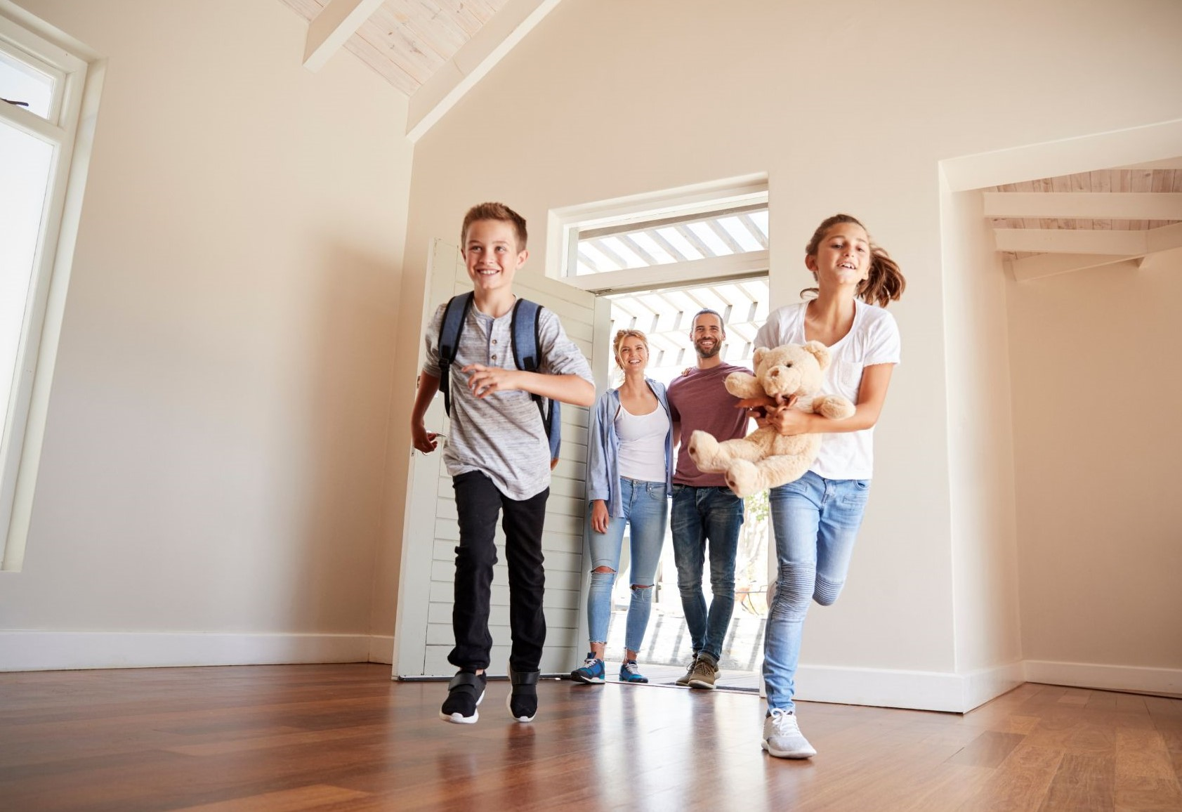 Moving With Kids: Schools, Space, Commutes, and Timing the Transition
