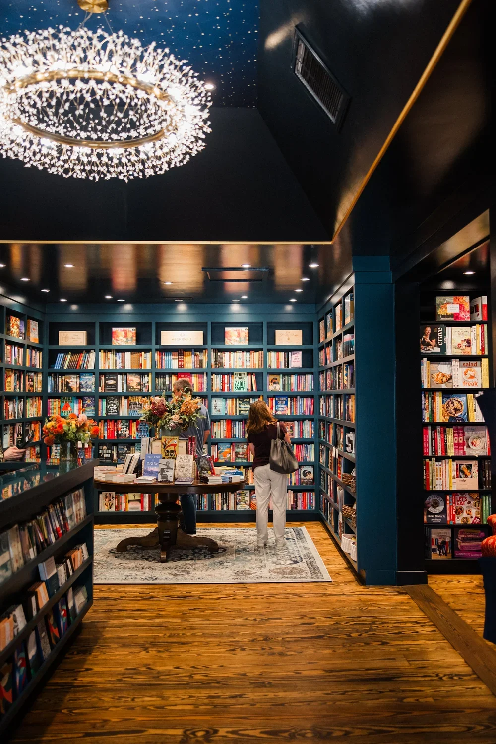 middleburg-books-interior.webp