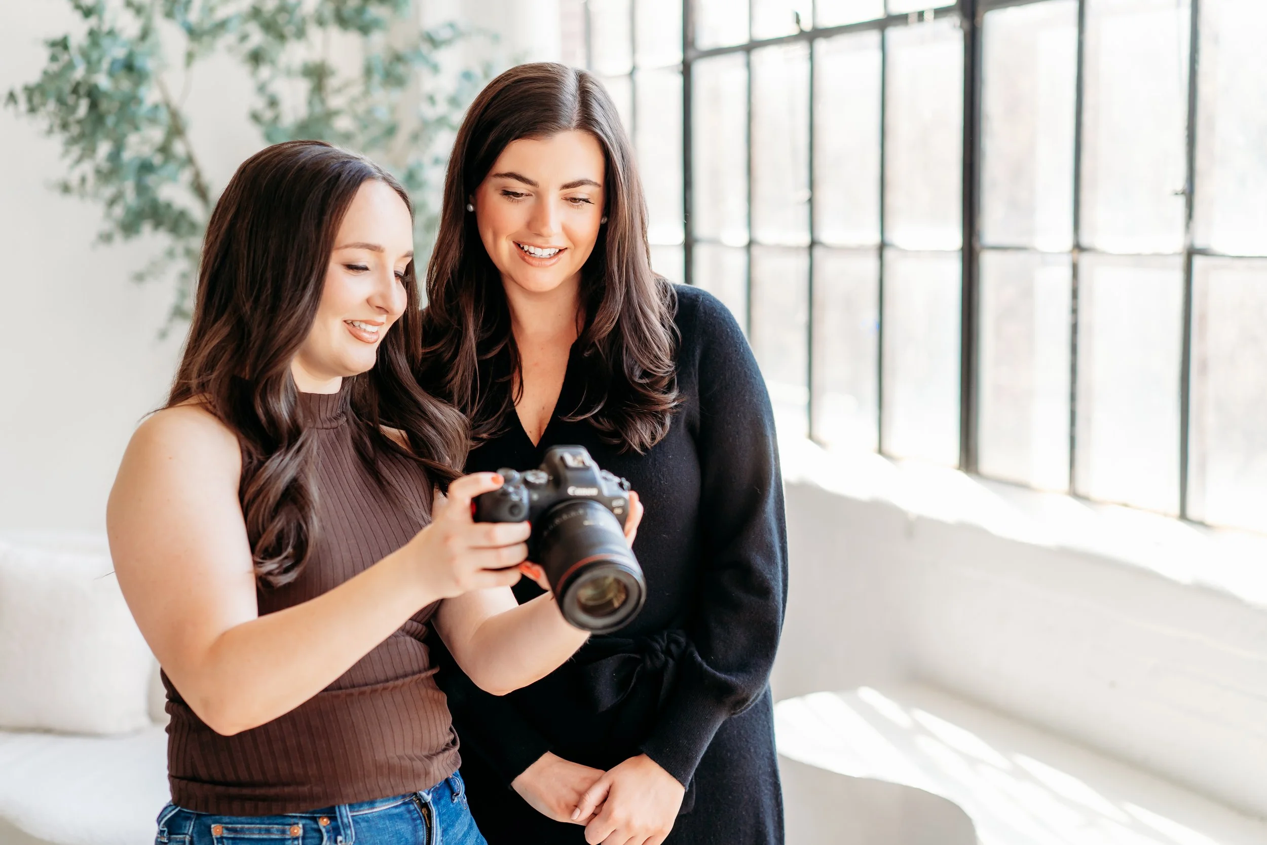 A Presence People Trust # Our Approach # |  You’re someone who wants to look like they have their stuff together. & spoiler alert: if you run a business that pays you, you DO! With your new photos serving as your first impression, you’ll show up like