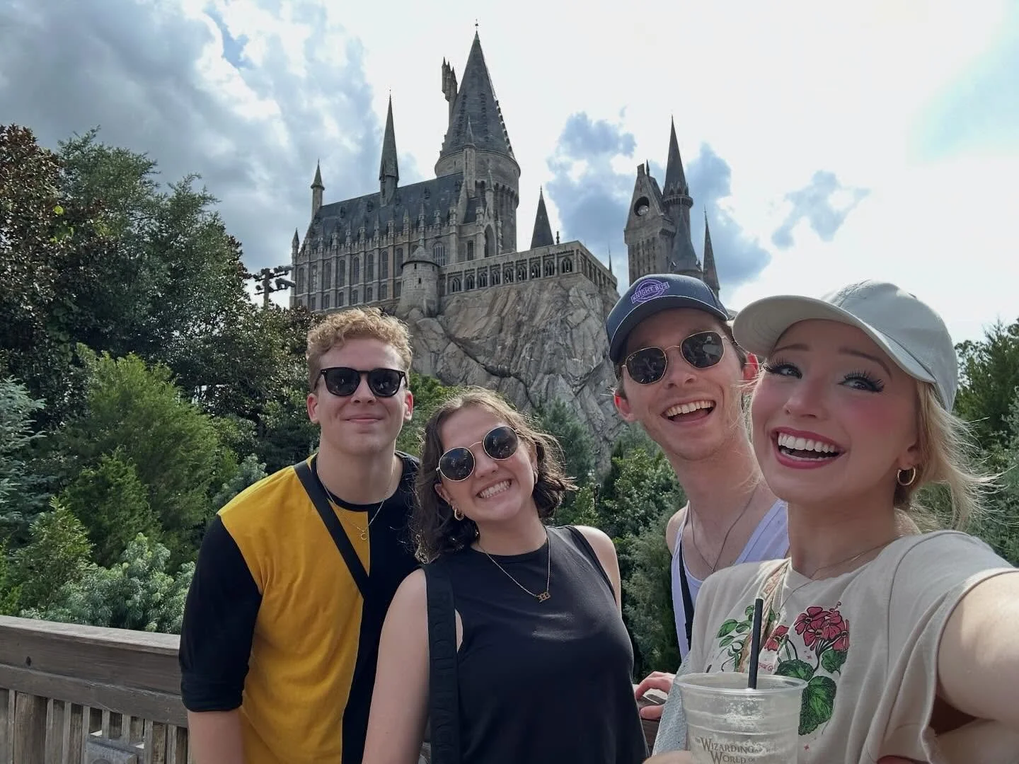 No one I would rather nerd out with than these people. Universal/ Disney was a dream. I love u guys🫶