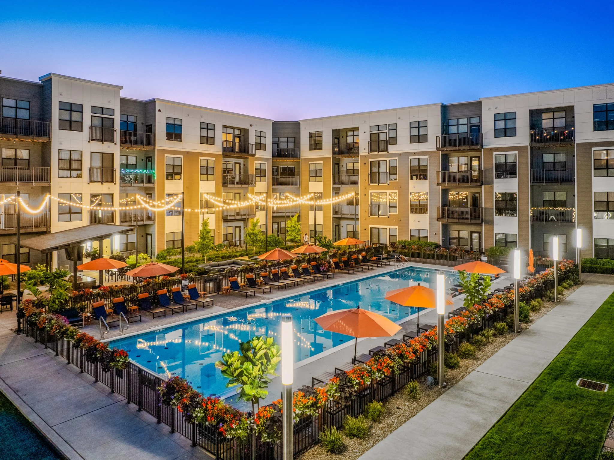 Sunset Exteriors19-2.jpg