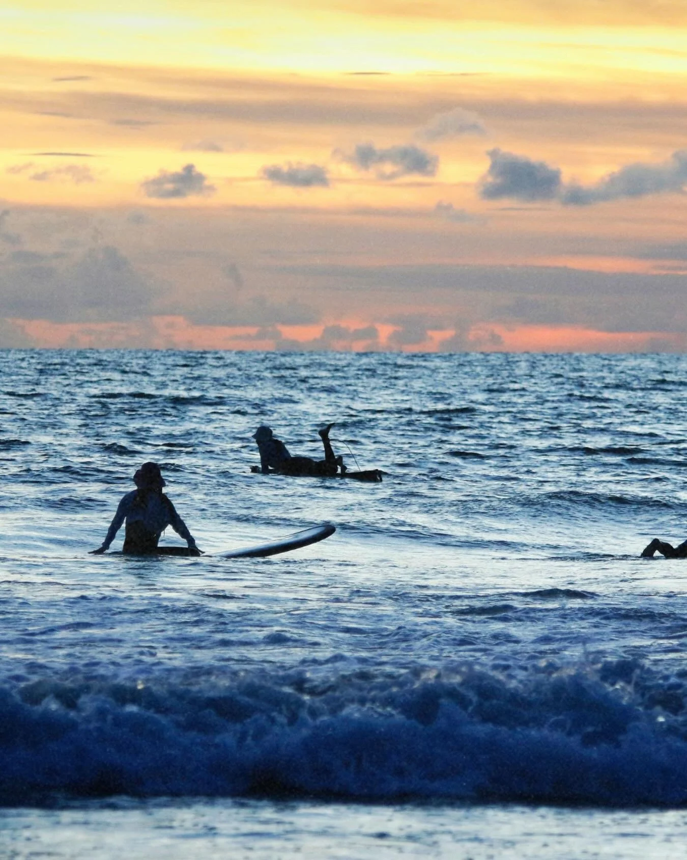 If you want more waves 🌊stop chasing and start observing! The lineup tells you everything 👀