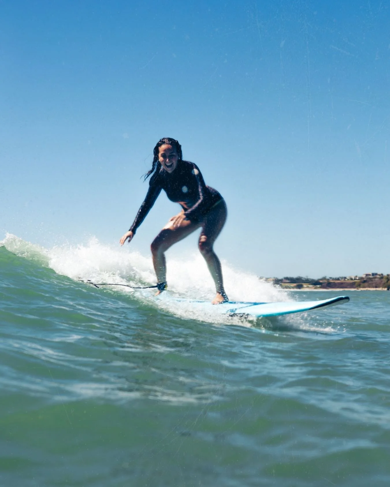 North swells 🌊 are here, call in sick to work and let&rsquo;s go surfing 🏄🏽