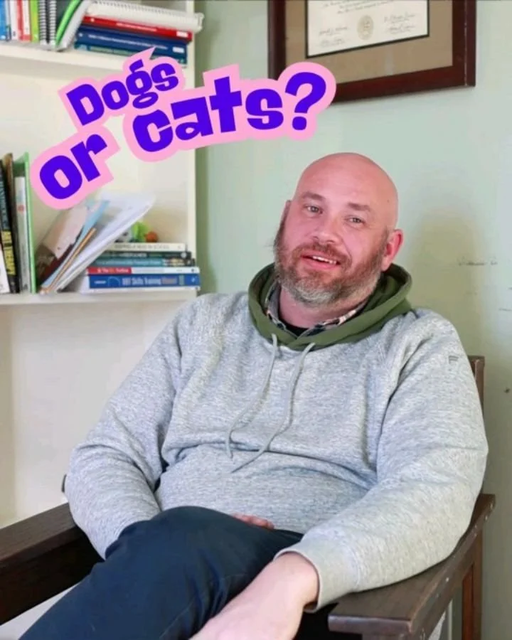 It might not be as big of an office controversy as the 'pineapple on pizza' question, but we're on two sides of the fence here about our favorite pets. We're you surprised by any of the answers? 😉
.
.
#copbh #gettoknowyourteam #teencounselingwesterv