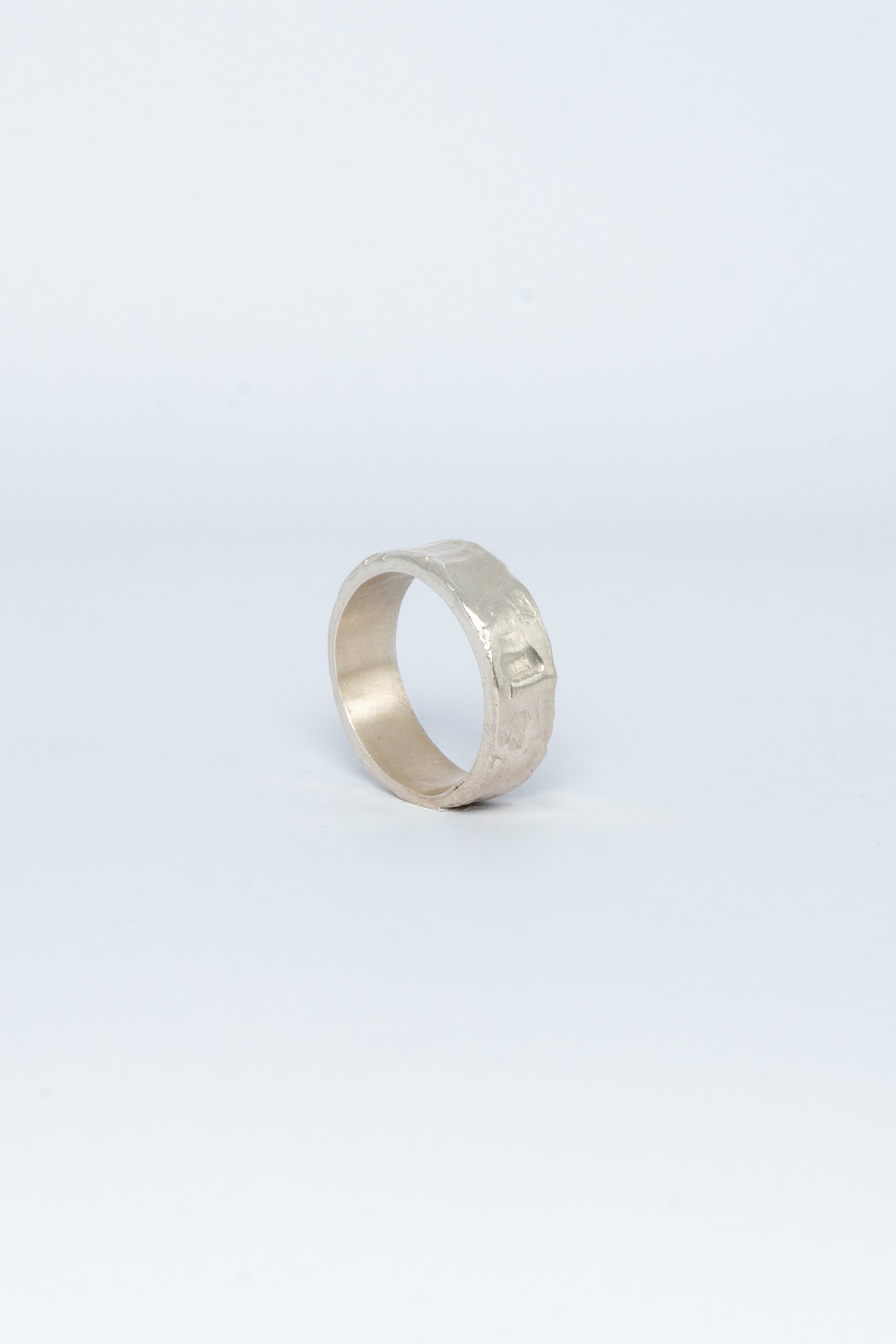 Ring 27