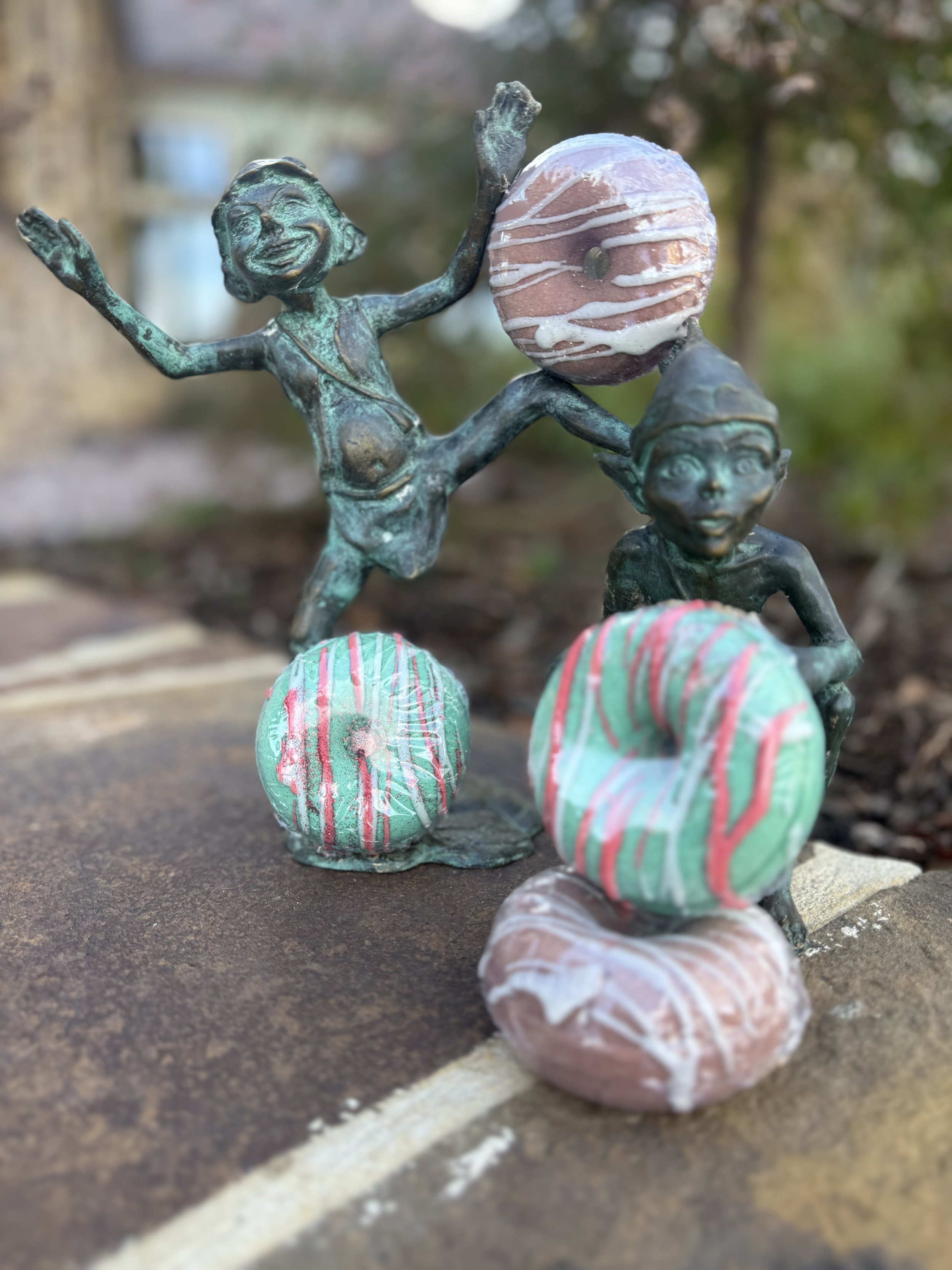 Doughnut Holiday Bath Bombs