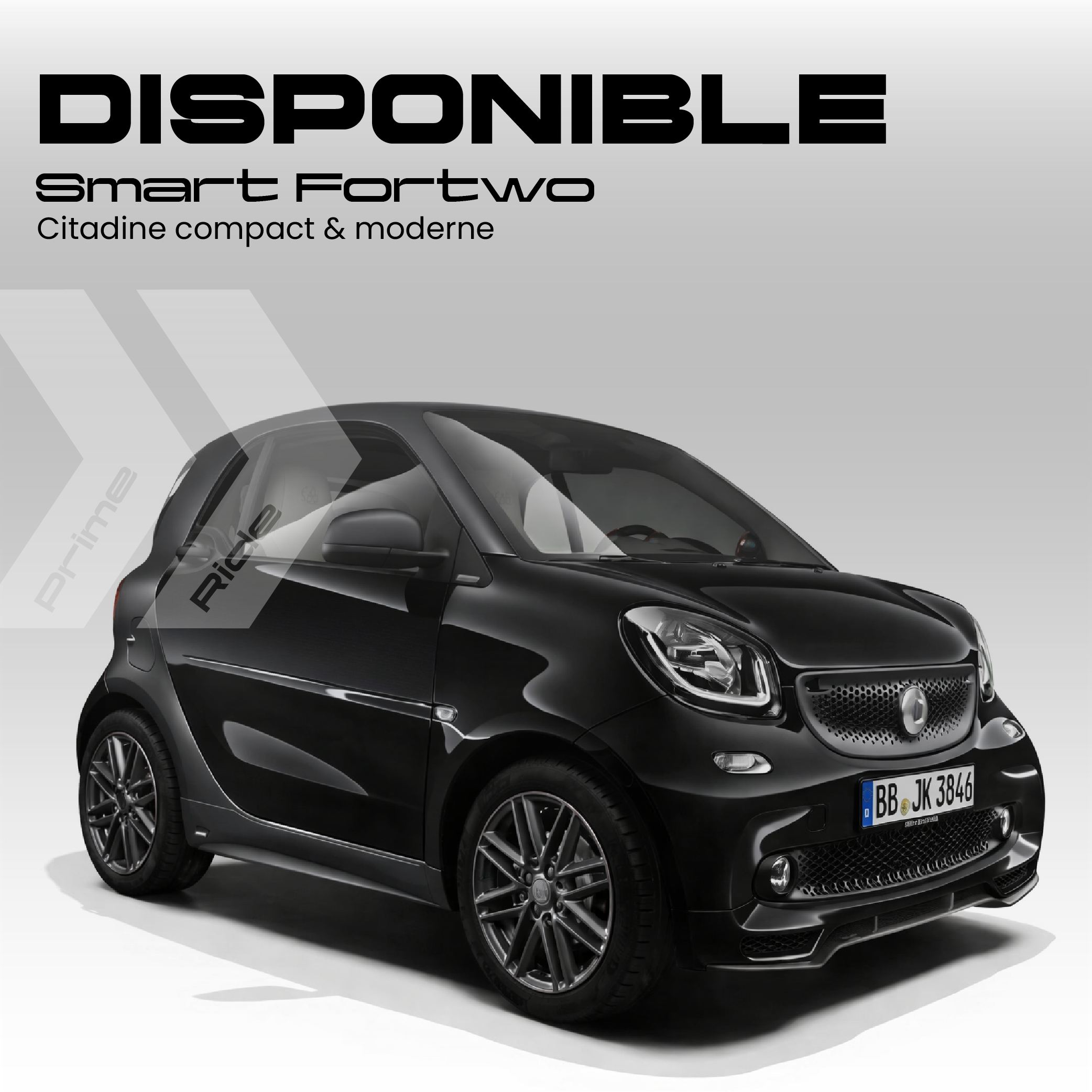 Sac en osier avec poignées en cuir marron, étiquette attachée, prix 20 000 FCFA, site web maisonamina.ci, collection de nouveaux arrivages.