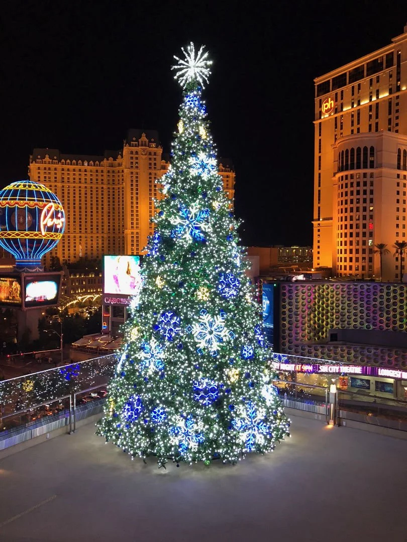 Cosmopolitan Hotel Tree.jpg