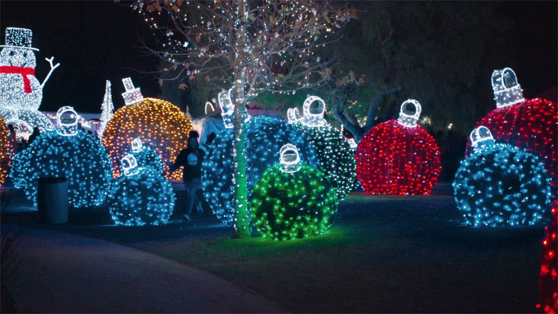 3D Ornaments - Amaze_.jpg