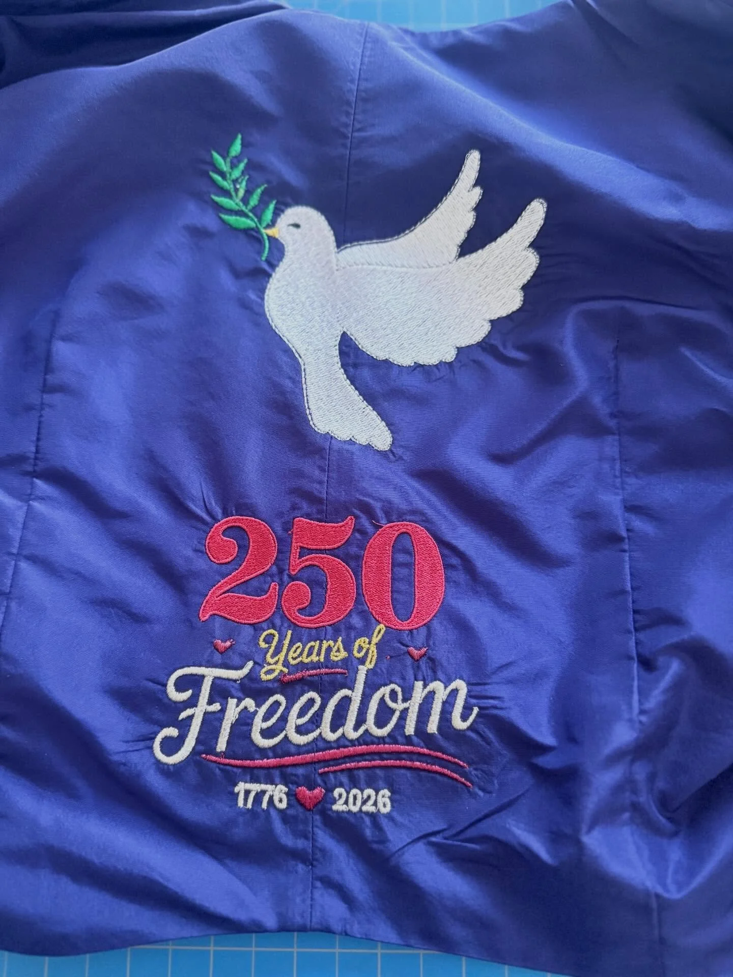 The Jubilee Bolero is available for purchase! Click the link in my bio to learn more. ⁣
🧵🪡❤️🇺🇸✌🏼🙏🏼⁣
⁣
I created this vintage luxury style for women as prayer infused sustainable fashion. Ritual wear for women to honor America&rsquo;s 250-year 