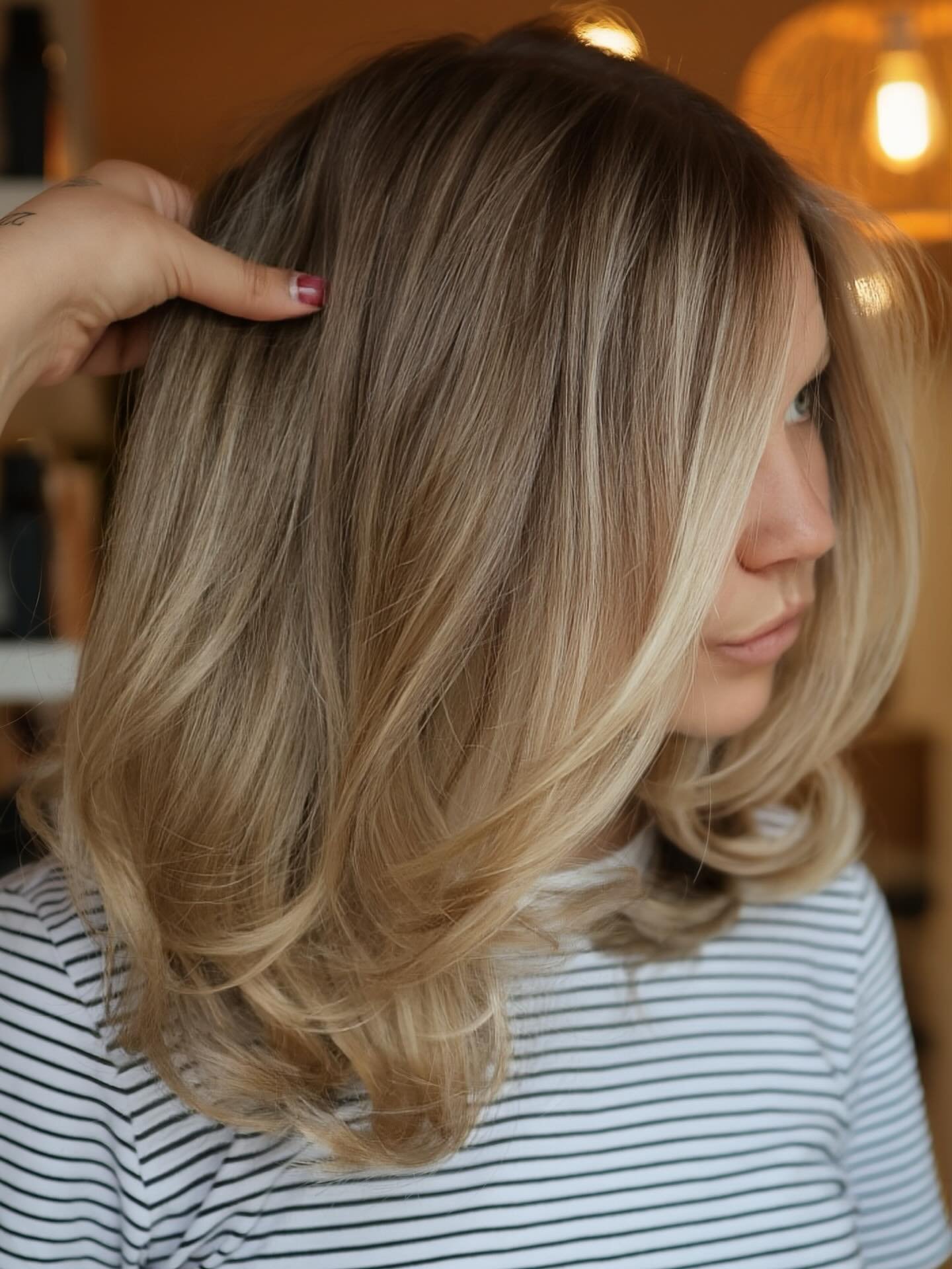 Never met a blonde balayage we didn&rsquo;t like 🤤 

Colour &amp; cut by @balayage.bylex ✨