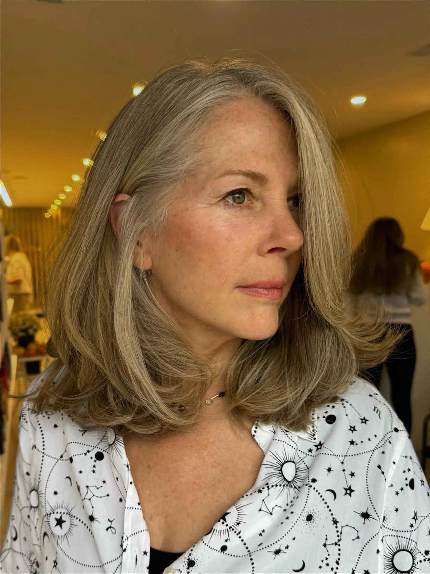 Never underestimate the power of a haircut ✨ 

@boyjordz.hair added some texture and movement to this beautiful head of hair and brought it back to life! 

#haircut #torontohaircut #thebeaches #thedanforth #leslieville #riverdaletoronto #freshhaircut