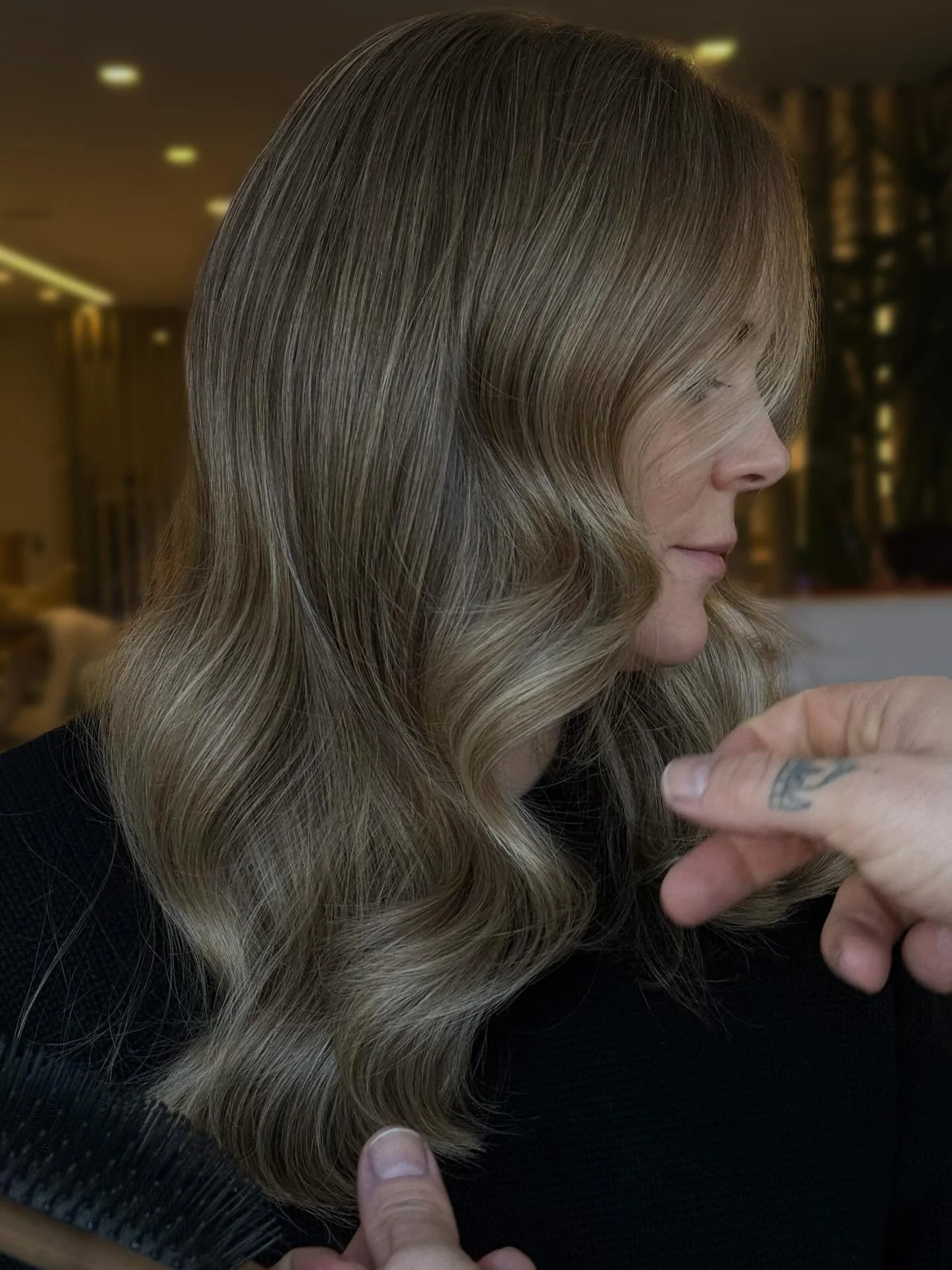 Sandy Blonde Balayage 🐚 ✨ 🌞 

Blended to perfection for a seamless grow out using our favourite @redkenpro lightener &amp; @k18hair protection to ensure the healthiest lift 💋  click the link in our bio to book, spring appointments are starting to 