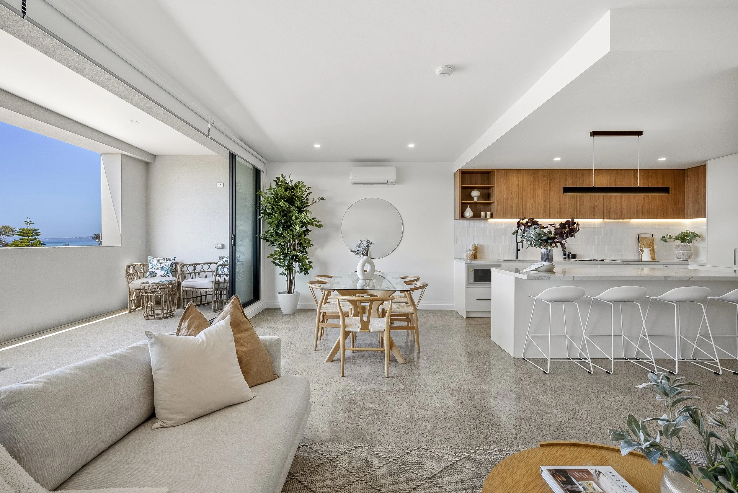 2399 Point Nepean Rd-10.jpg