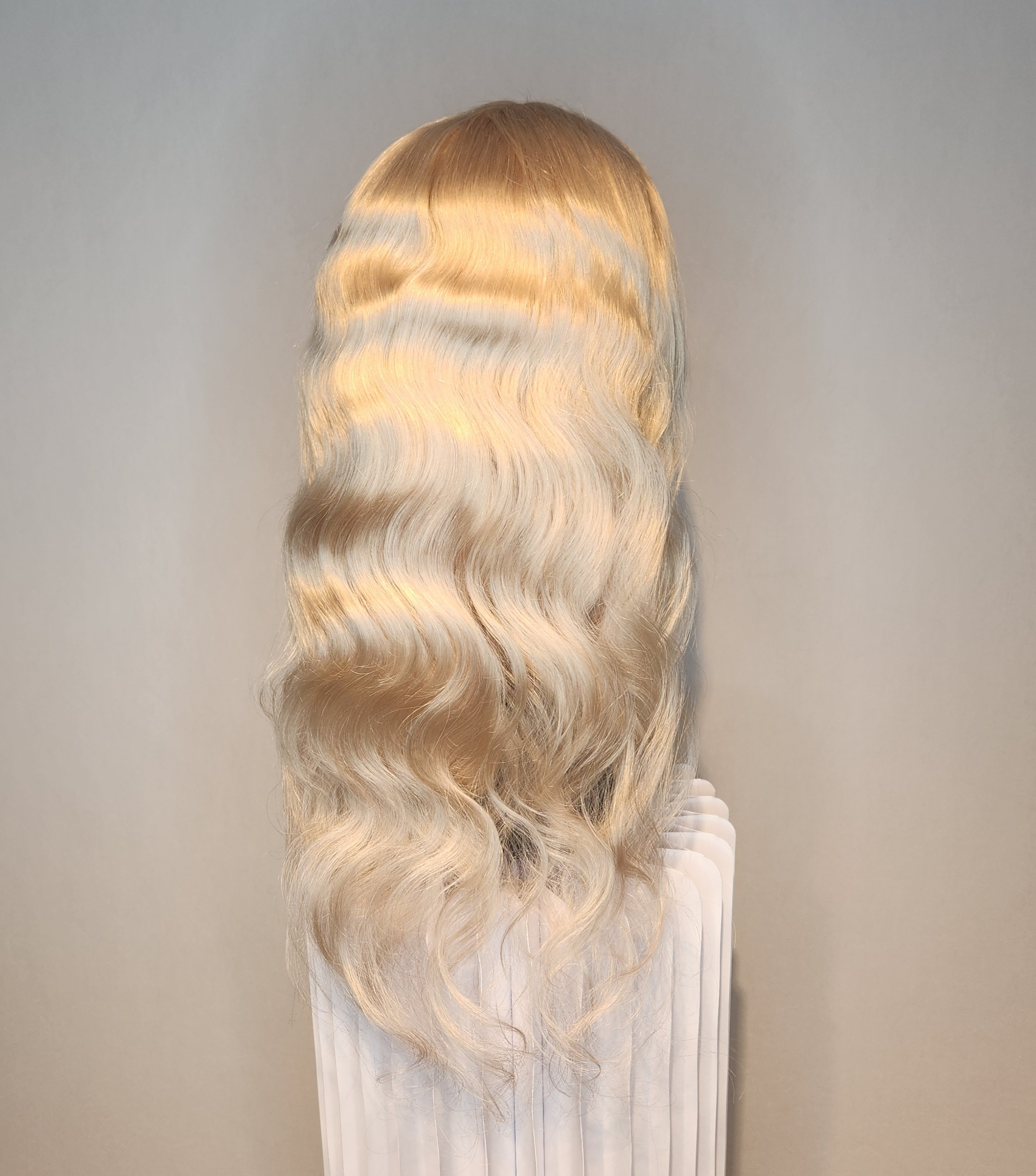 Long Women’s Lace Wig in #10A