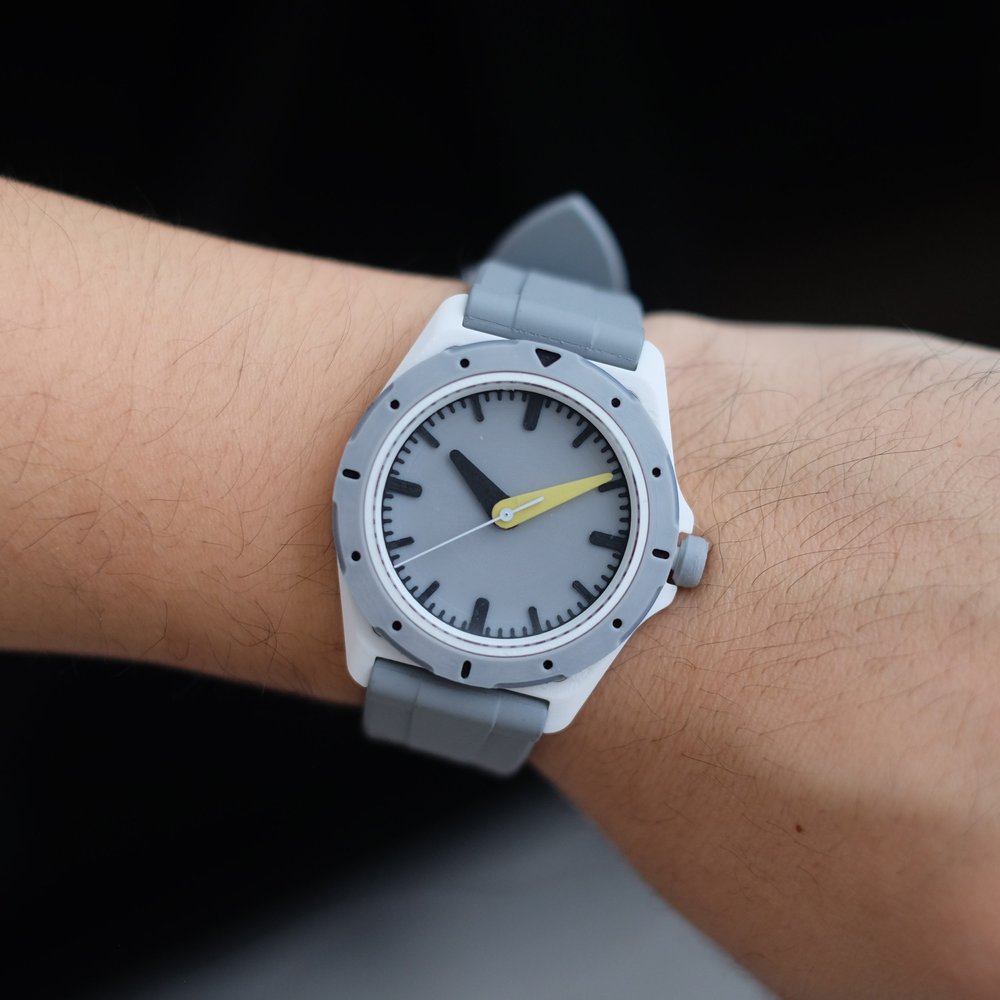 D38 Banana — Soranara Watches
