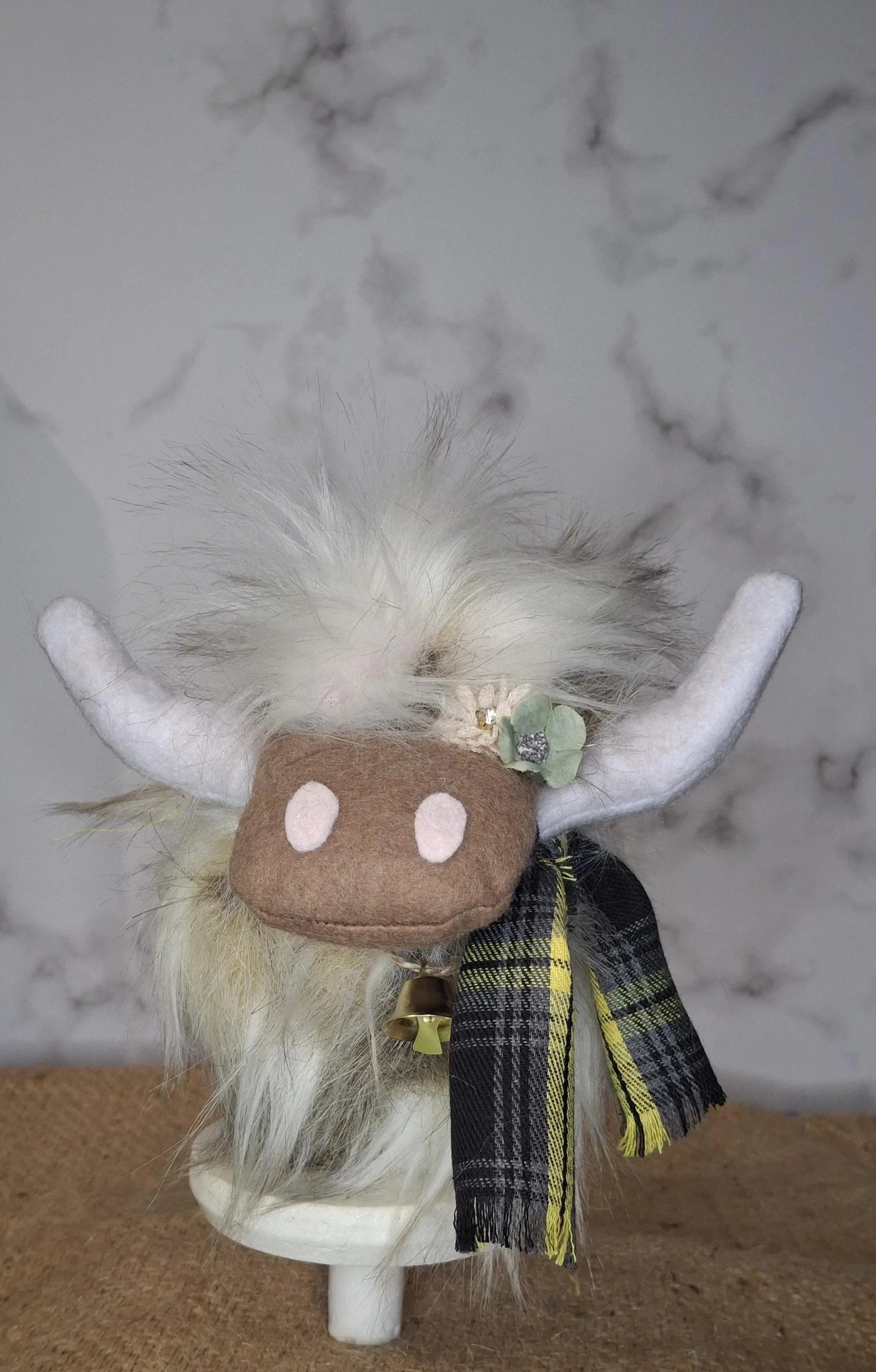 Highland Floofie White & Grey