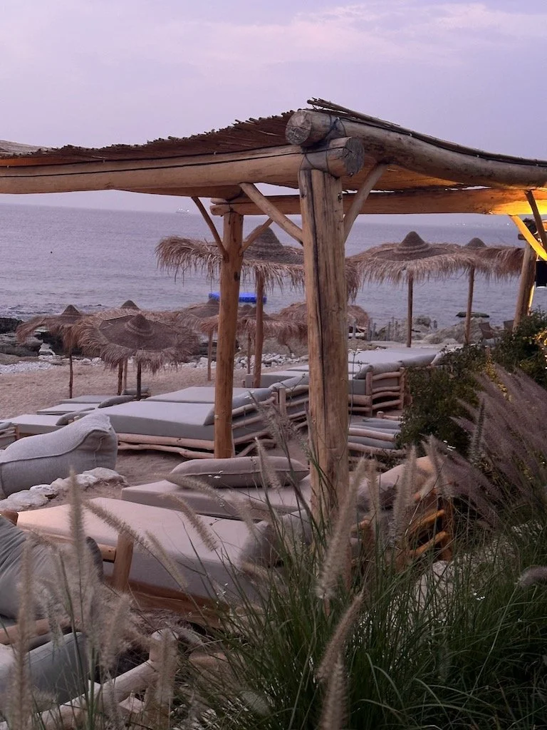 Amazing+Lounges+of+Lebanon.jpg